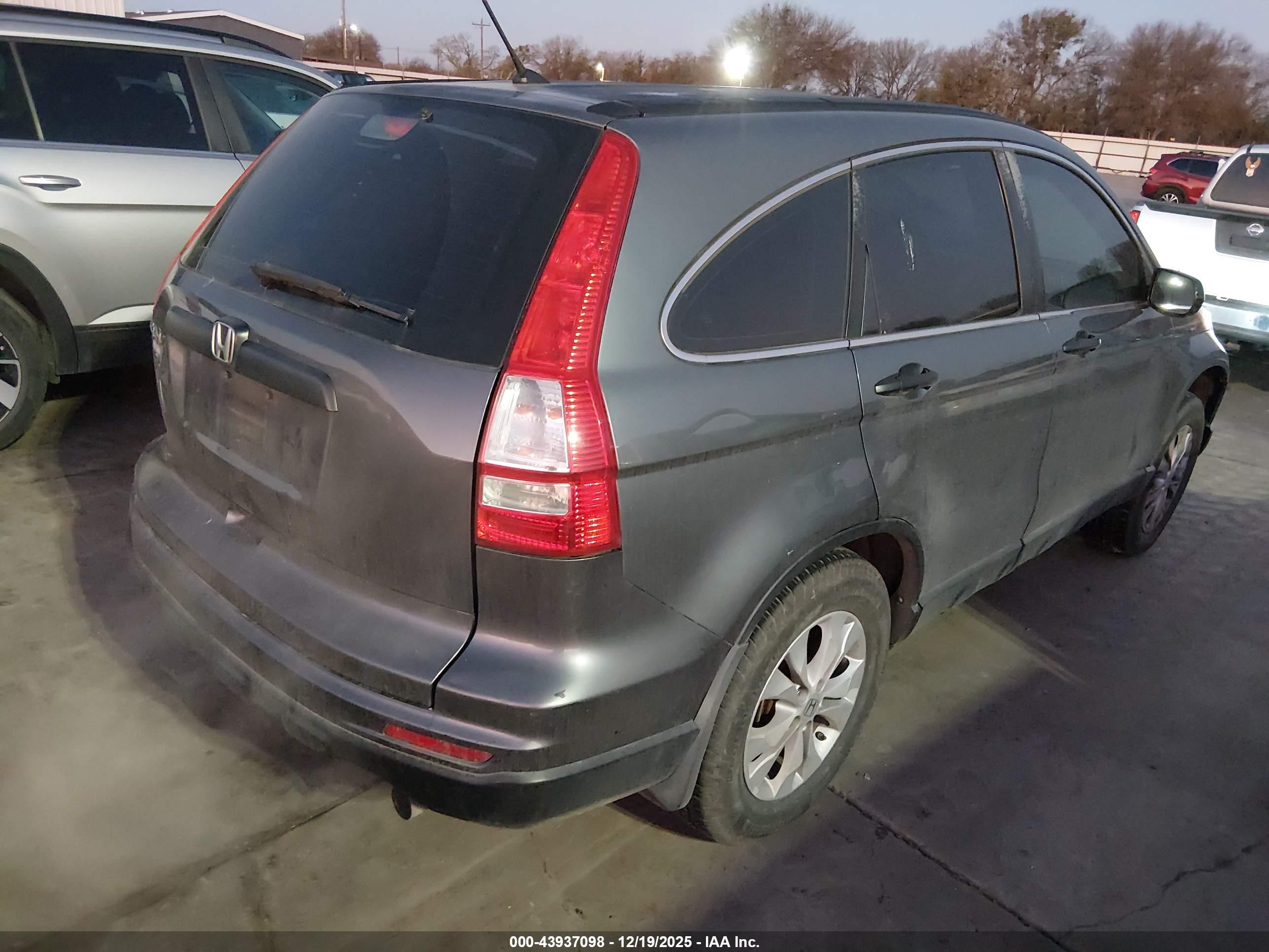 HONDA CR-V image 4