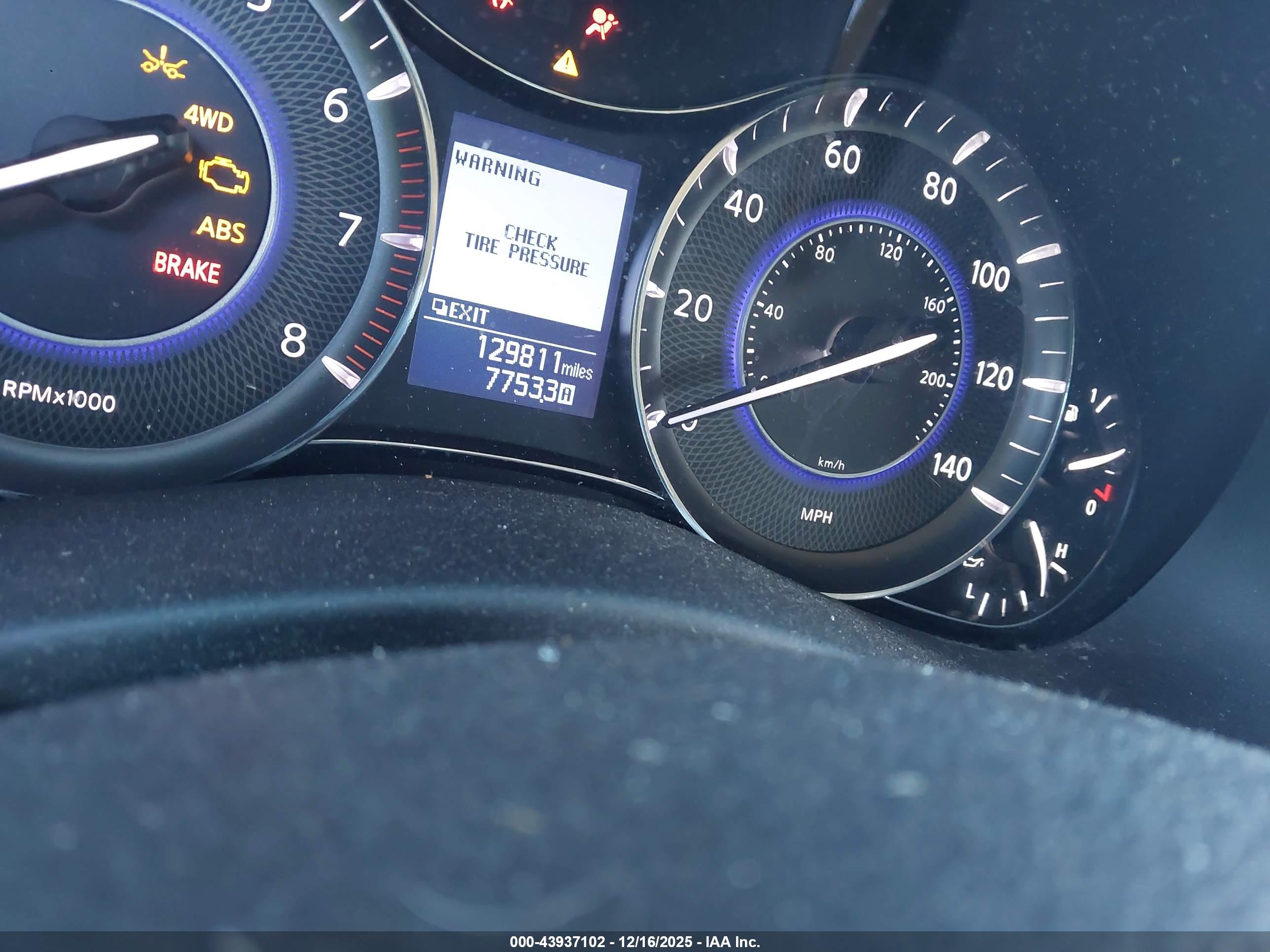 INFINITI QX80 image 7