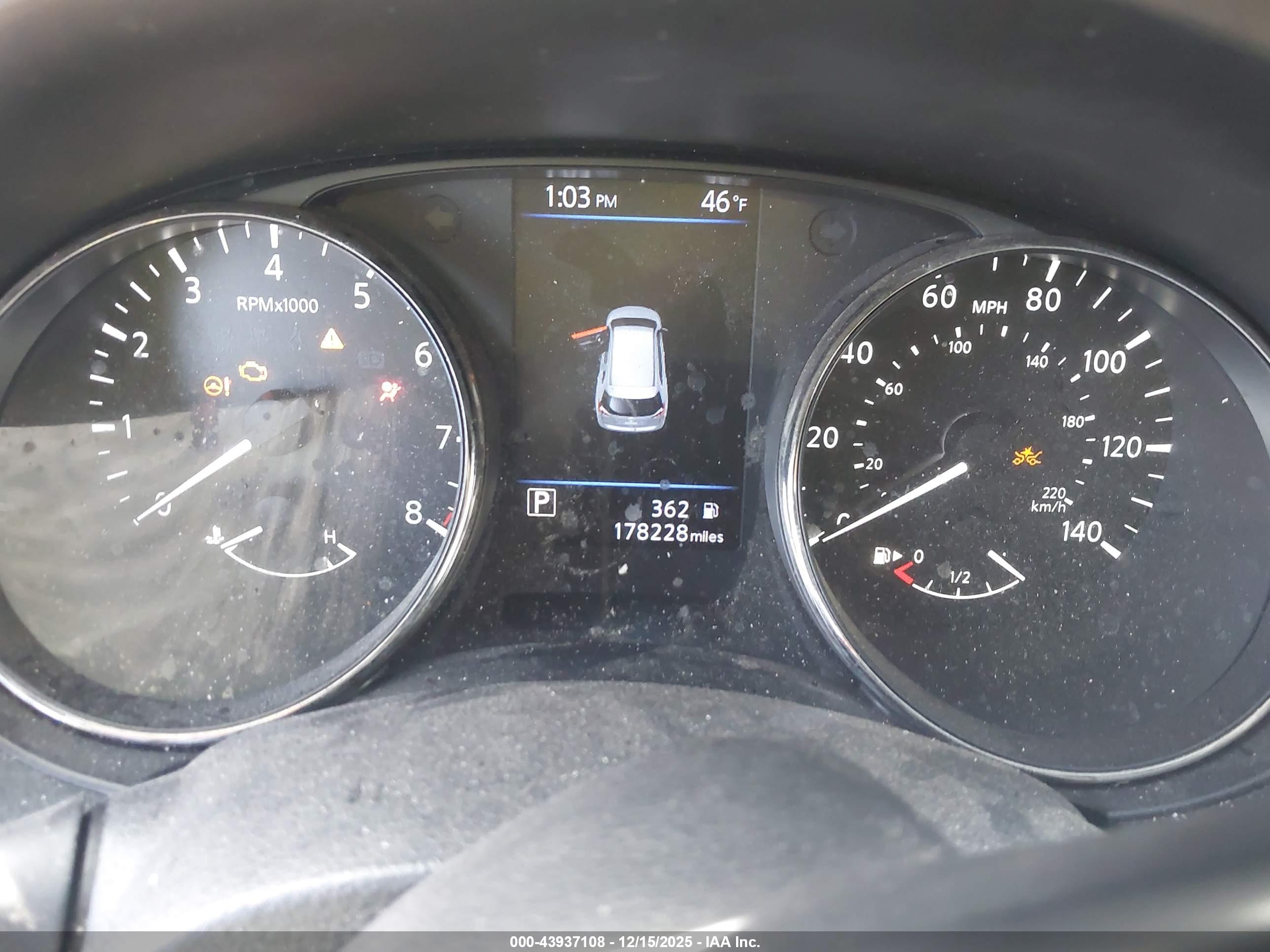 NISSAN ROGUE image 7