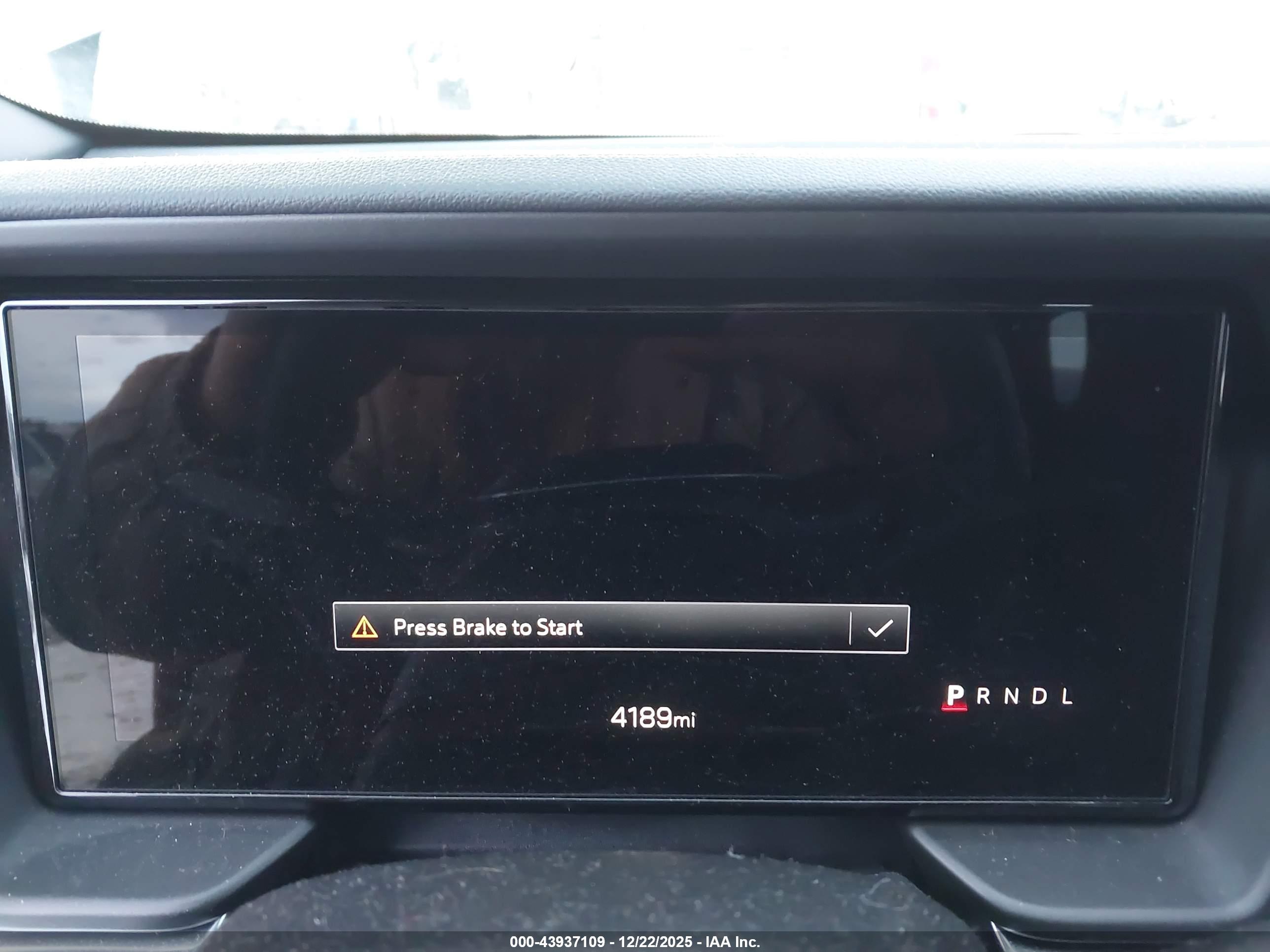 GMC TERRAIN image 7