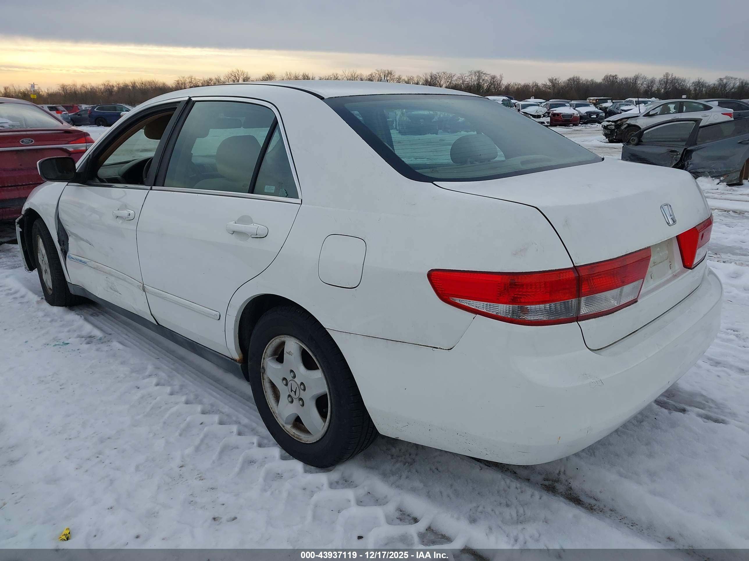 HONDA ACCORD image 3