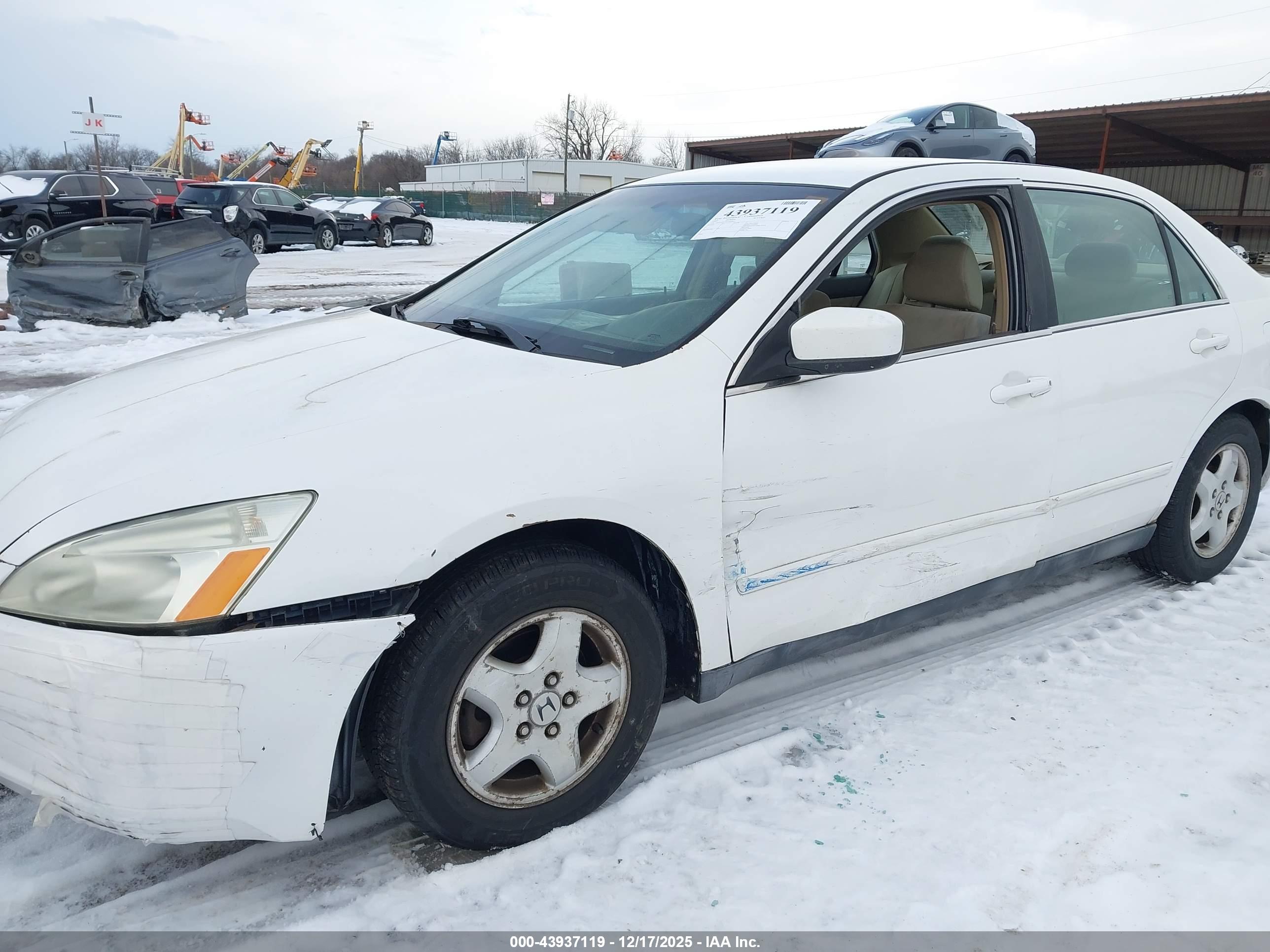 HONDA ACCORD image 6