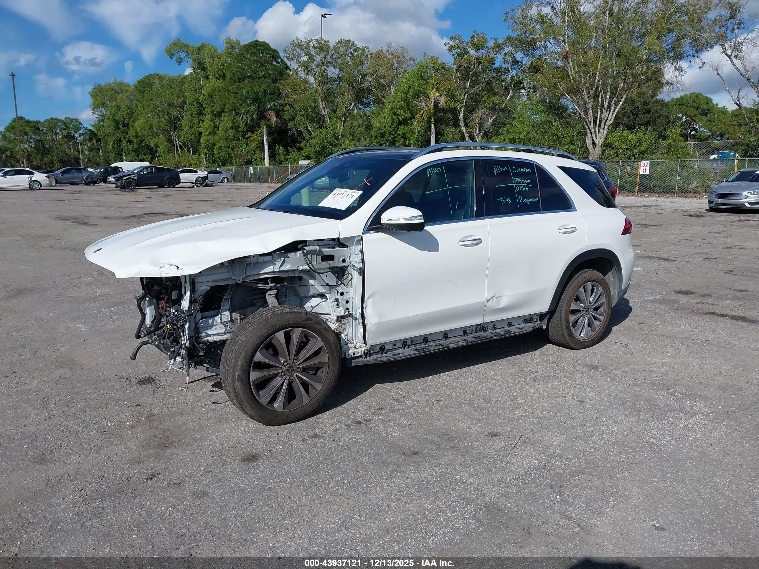 MERCEDES-BENZ GLE image 2