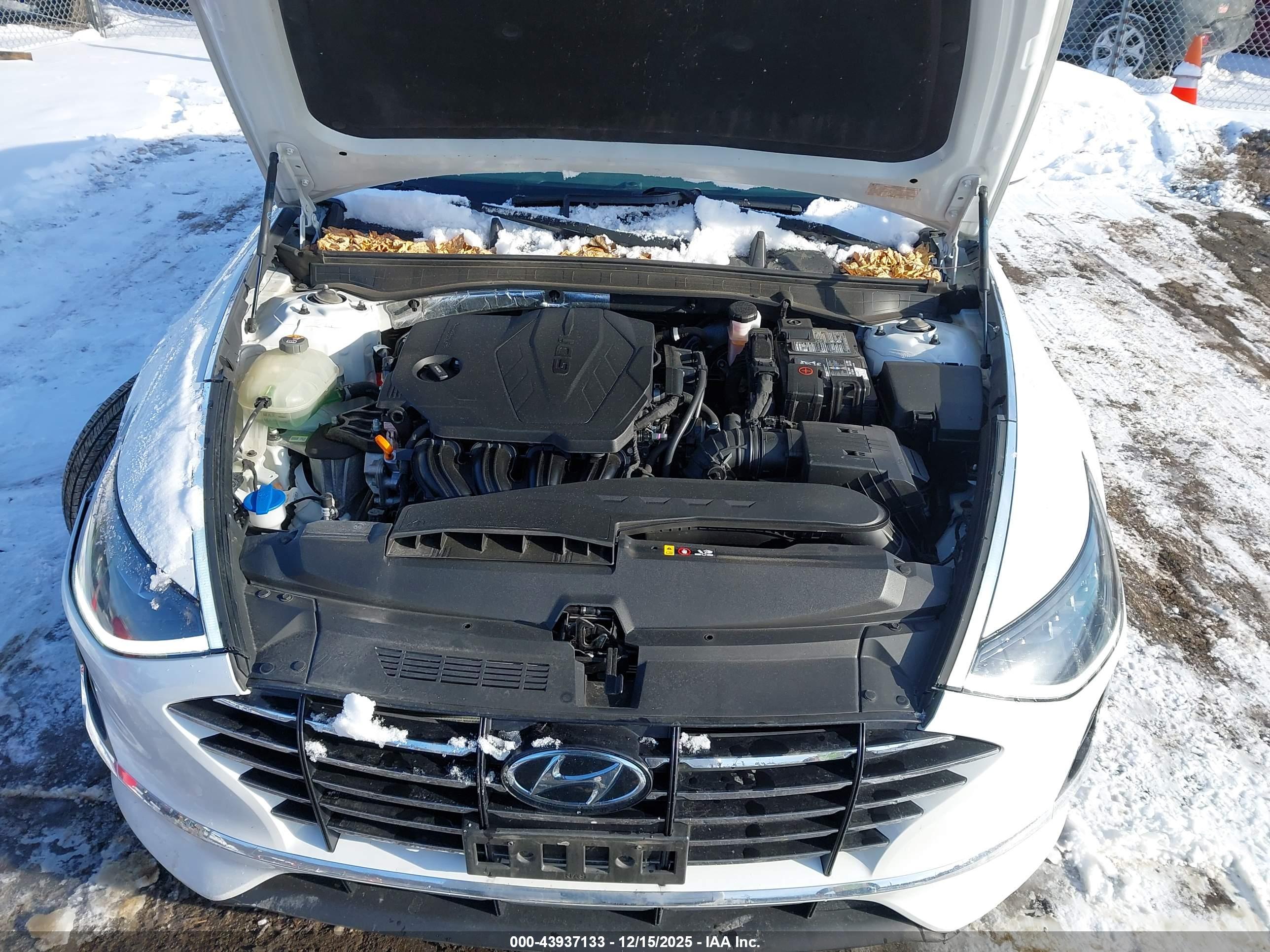 HYUNDAI SONATA image 10