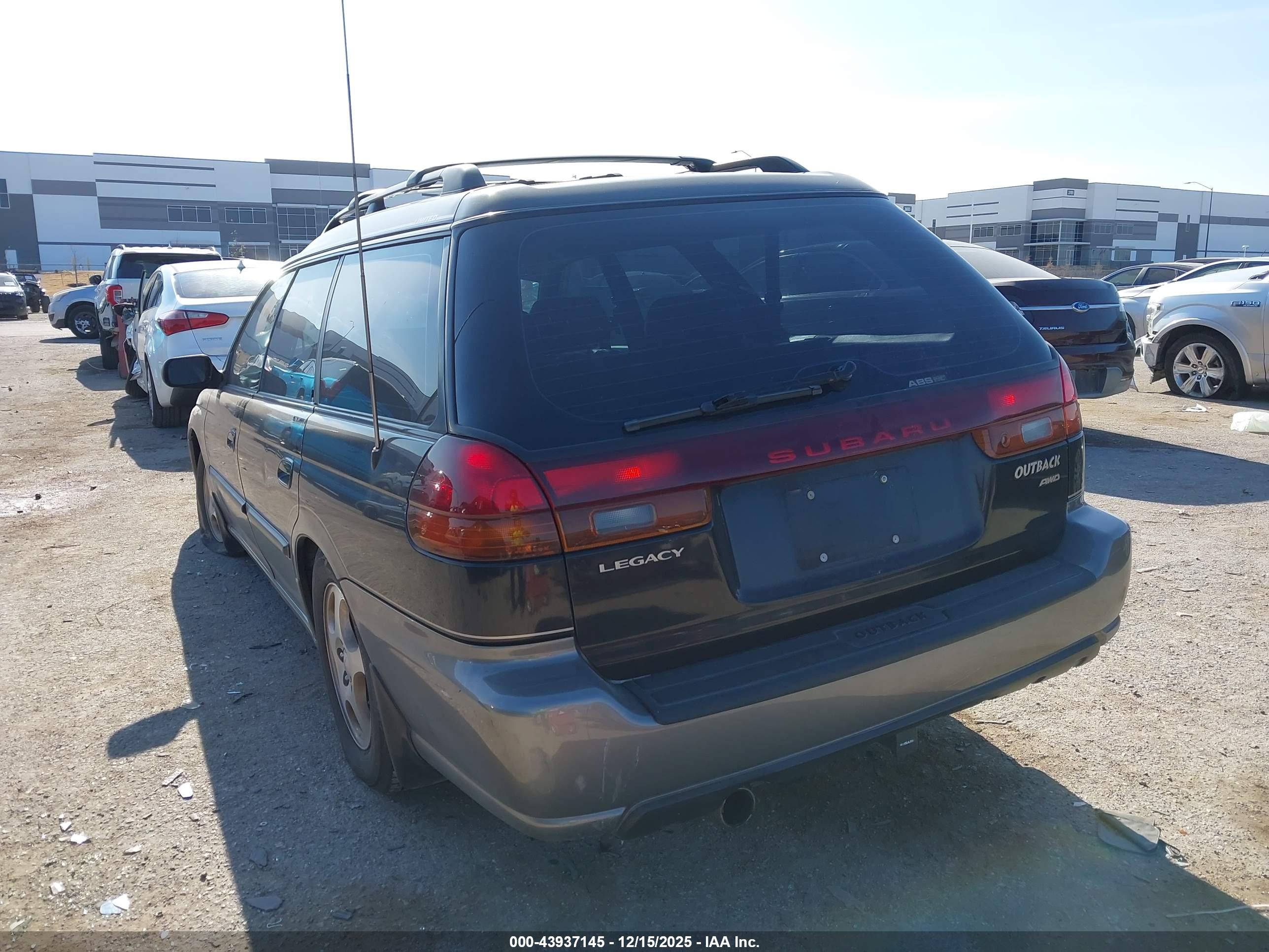 SUBARU LEGACY image 3
