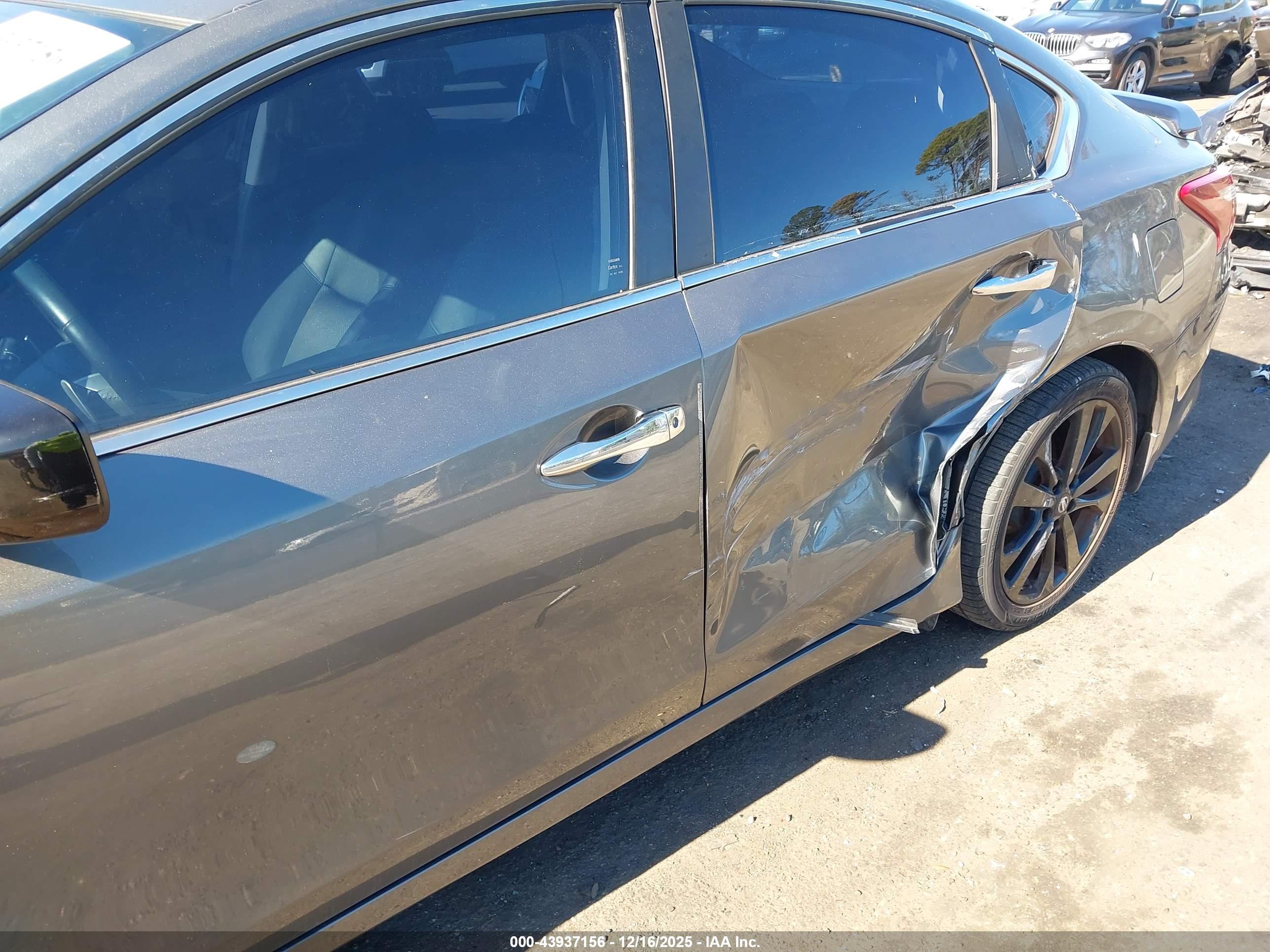 NISSAN ALTIMA image 6