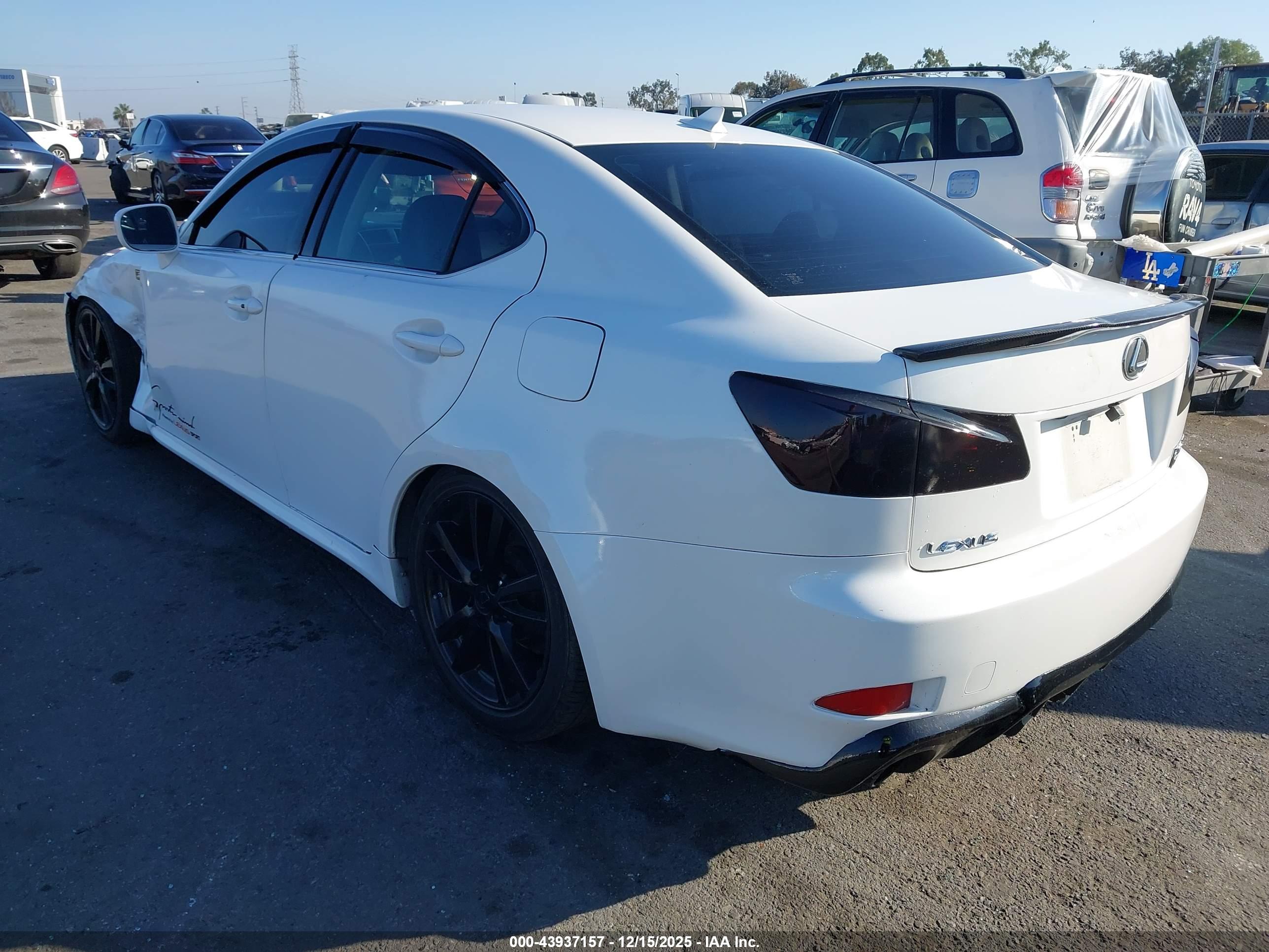 LEXUS IS image 3