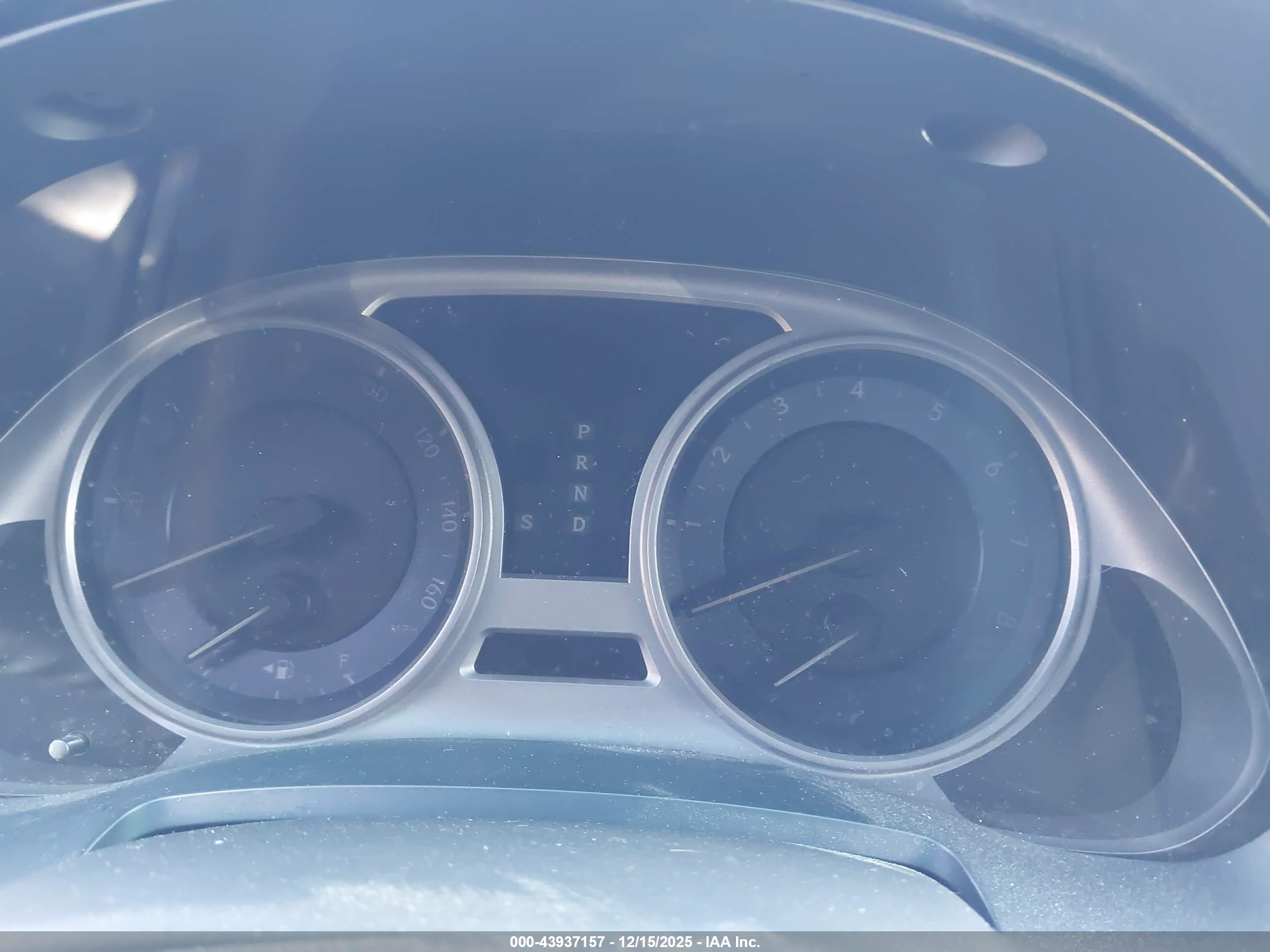 LEXUS IS image 7