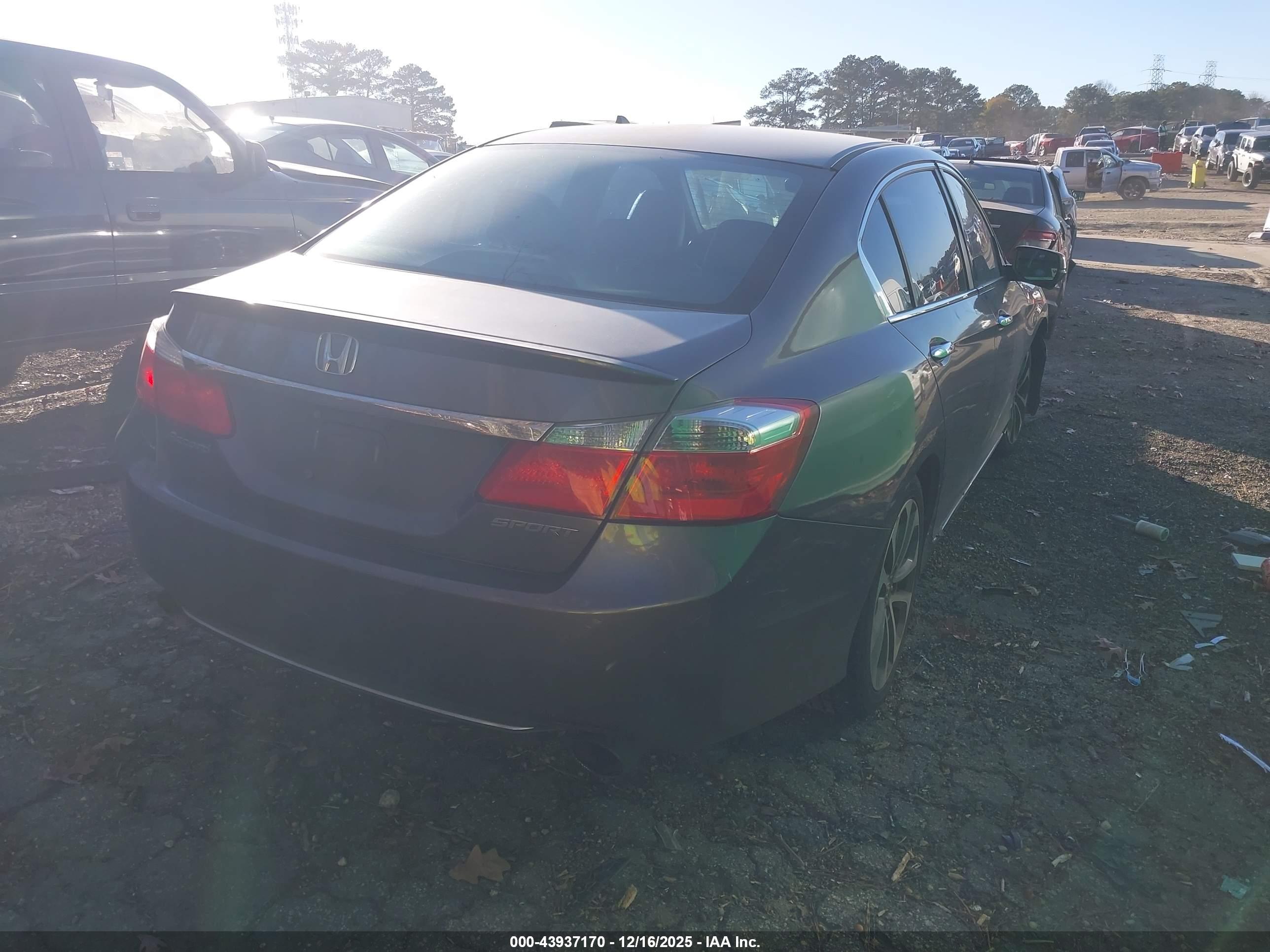 HONDA ACCORD image 4