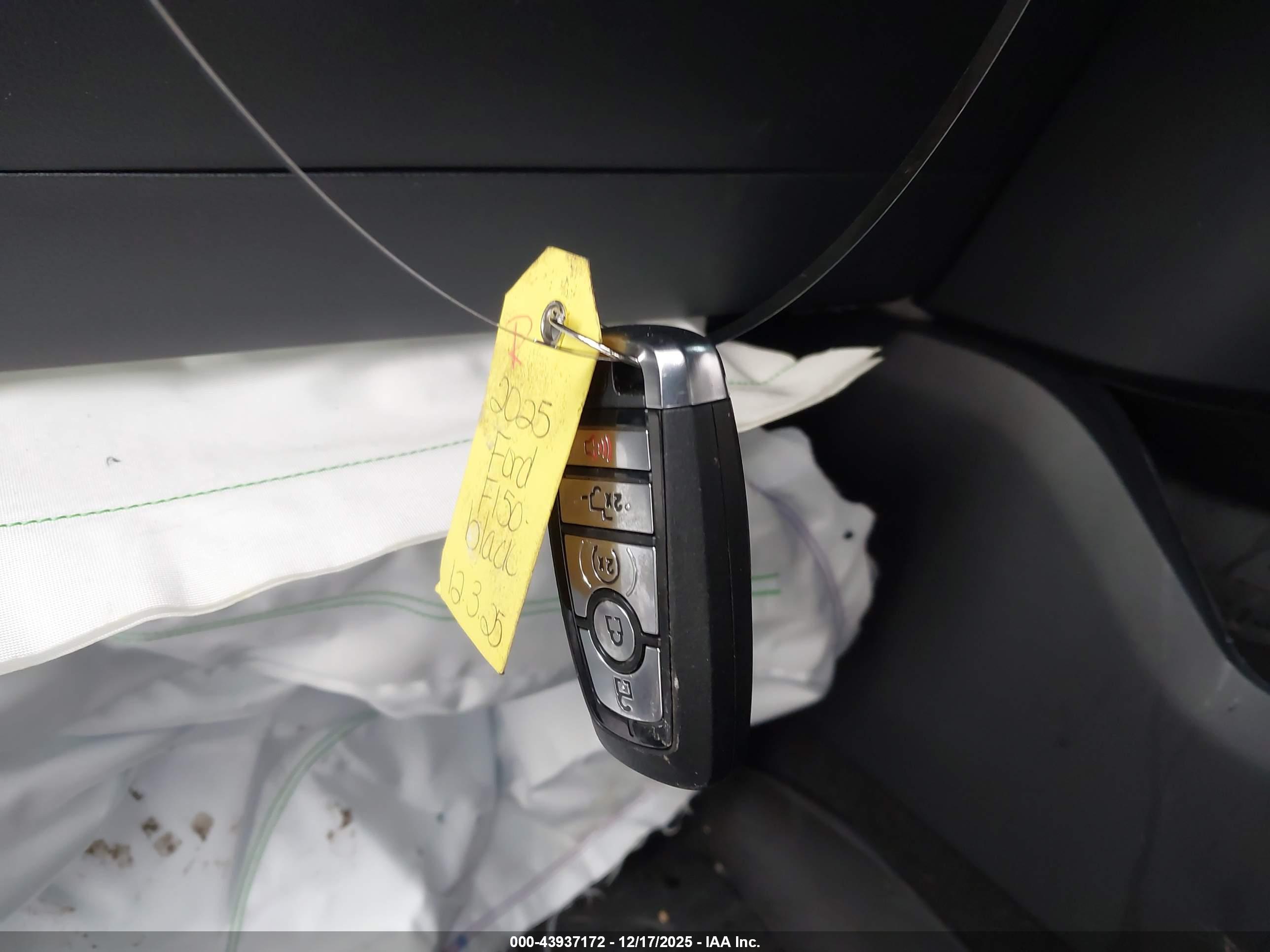 FORD F-150 image 11