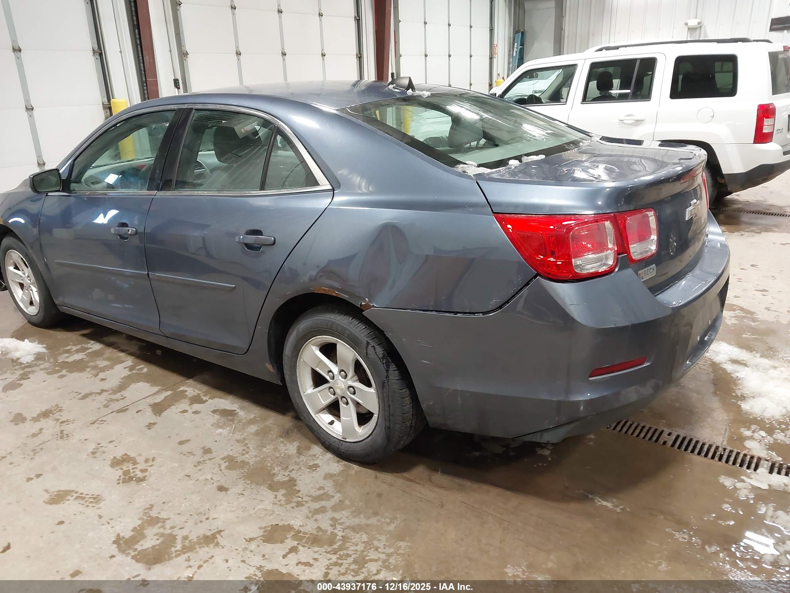 CHEVROLET MALIBU image 3