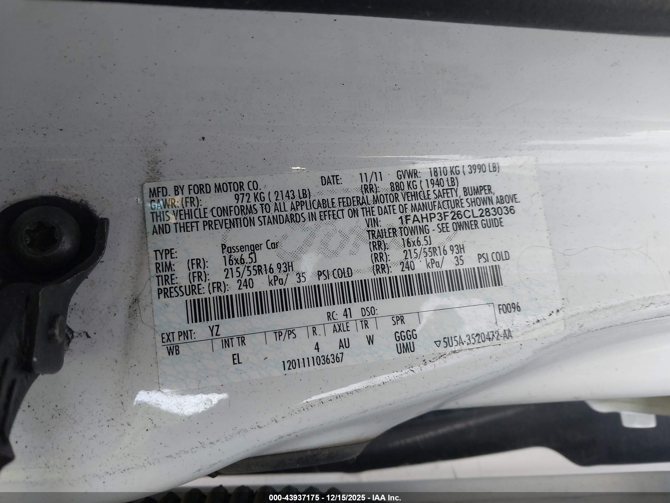 FORD FOCUS image 9