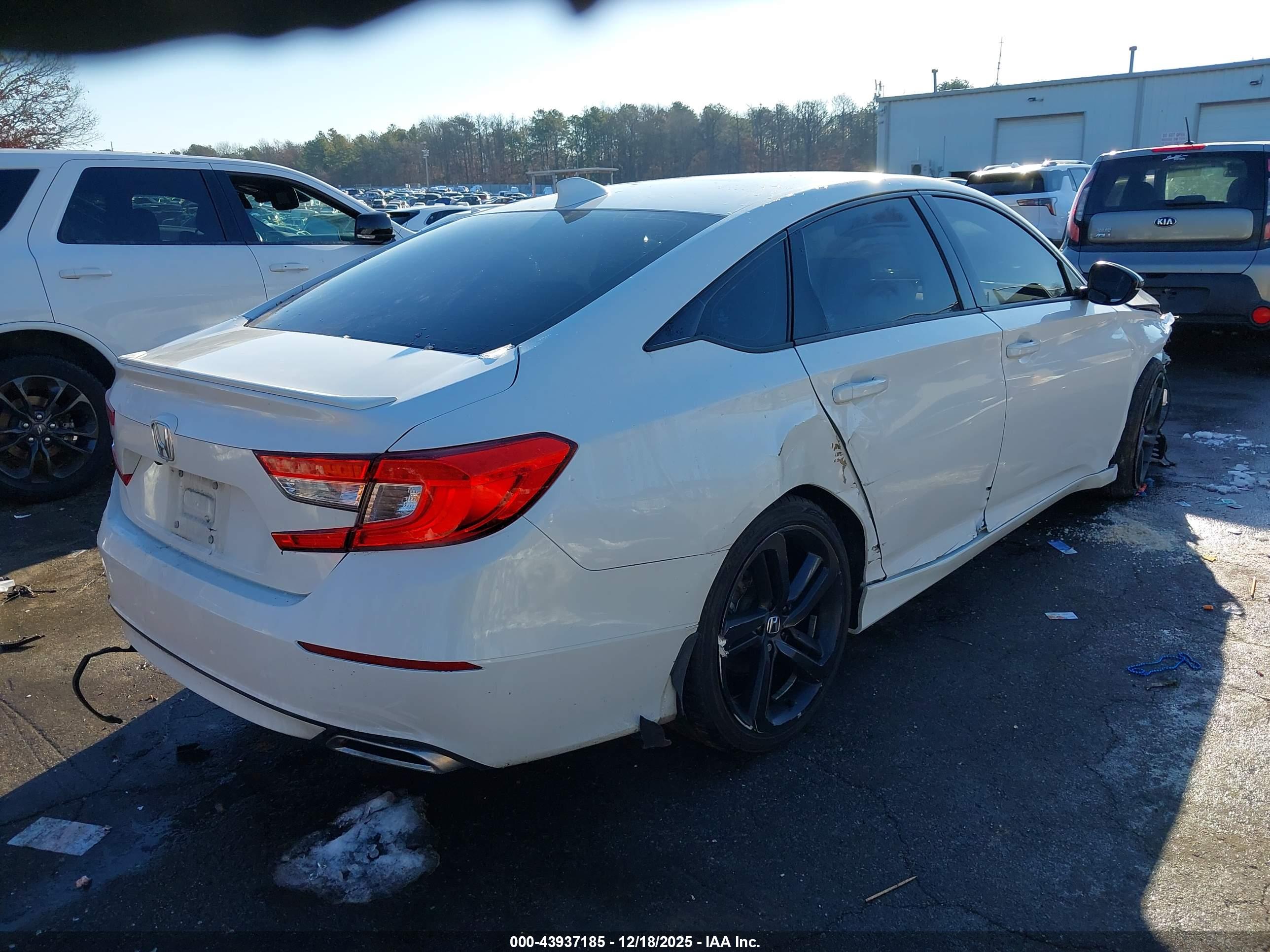 HONDA ACCORD image 4