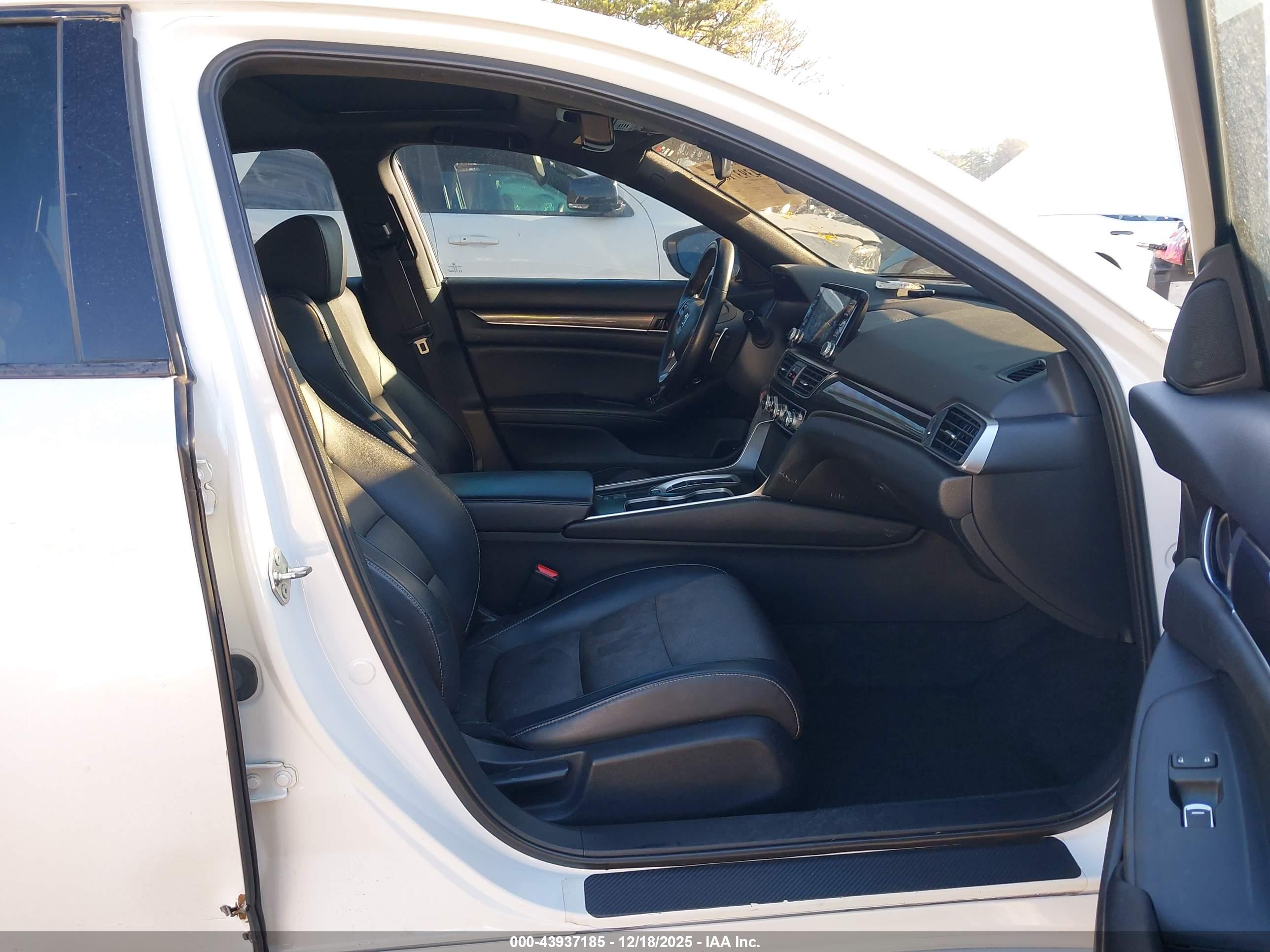HONDA ACCORD image 5