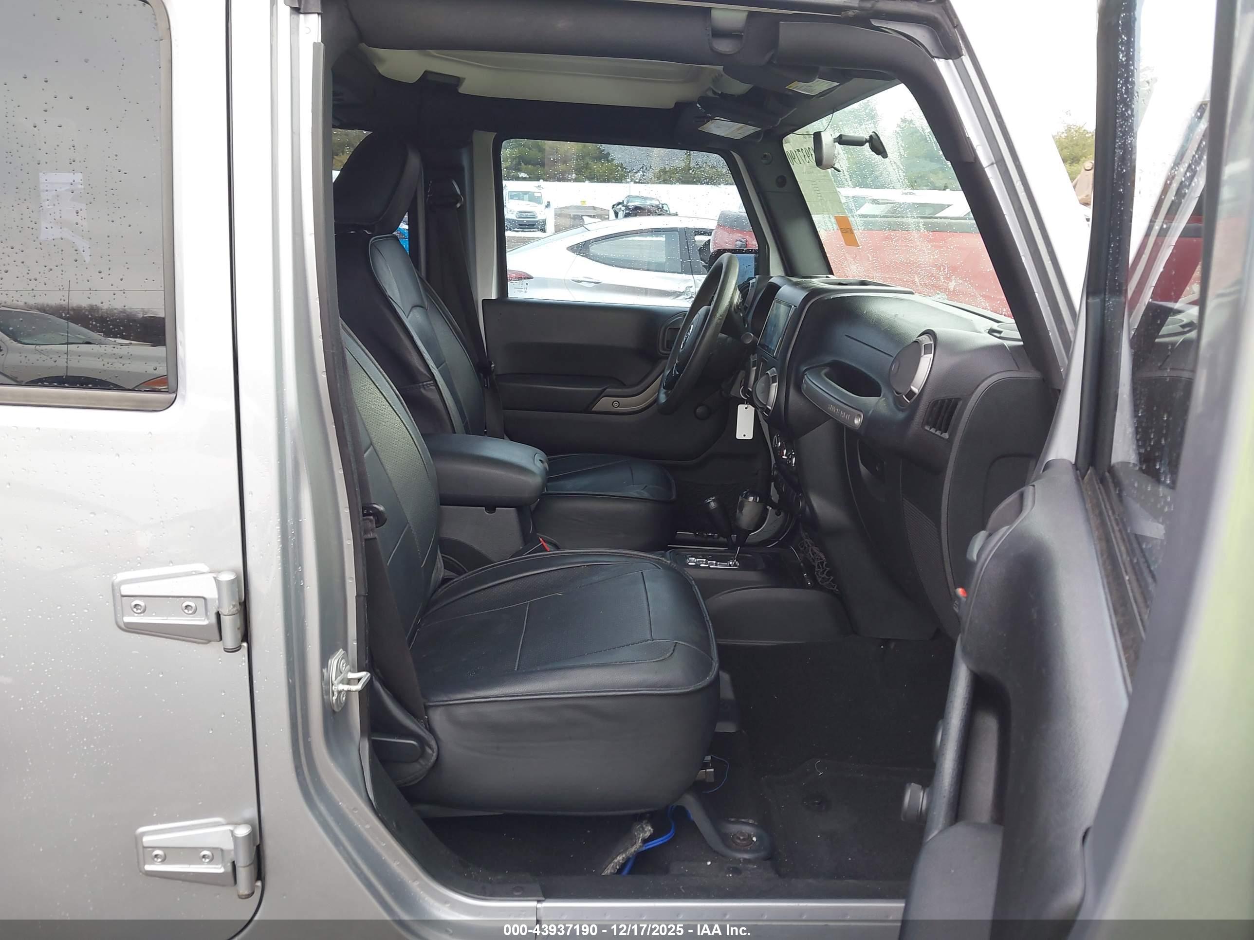 JEEP WRANGLER image 5