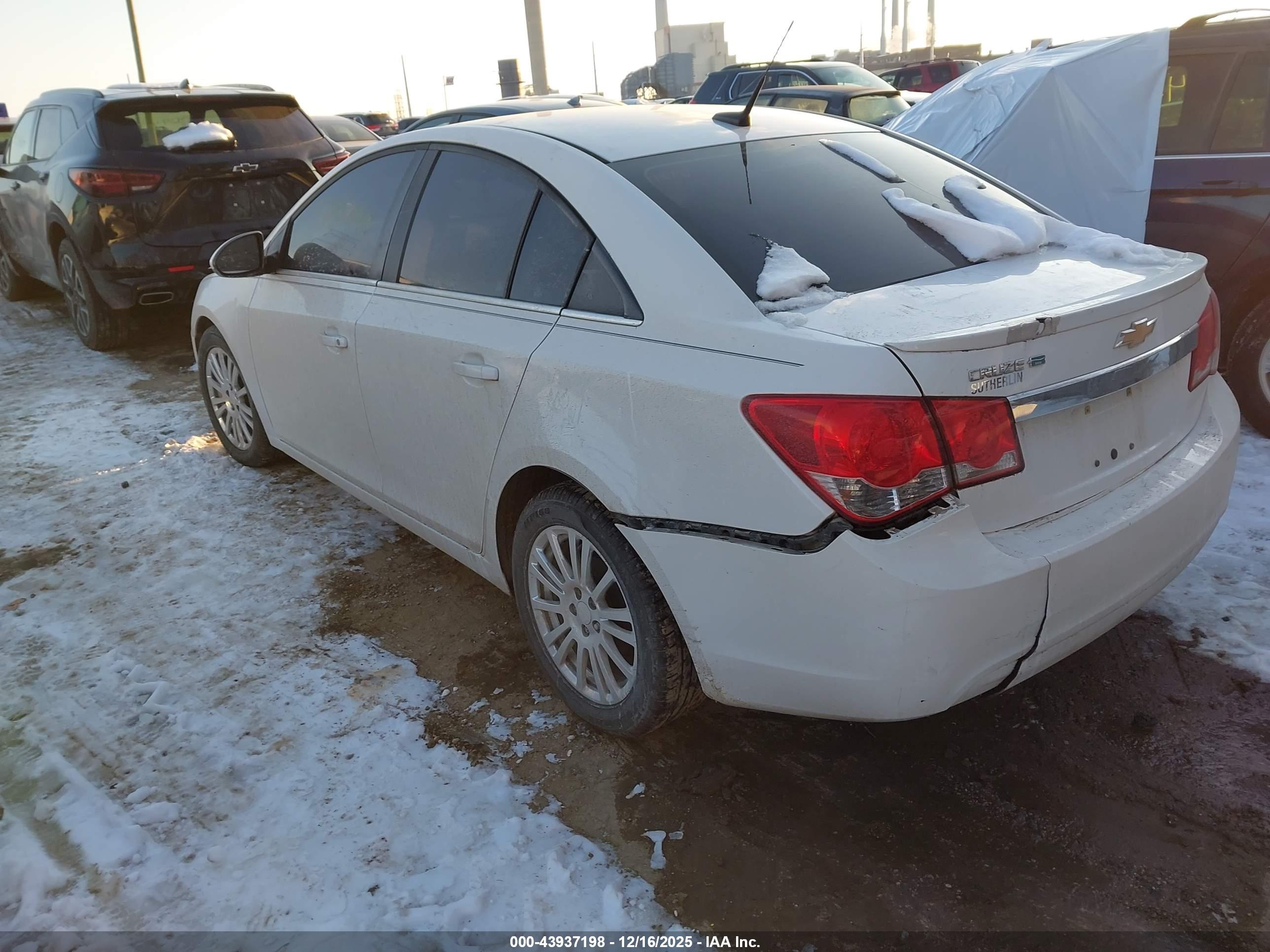 CHEVROLET CRUZE image 3