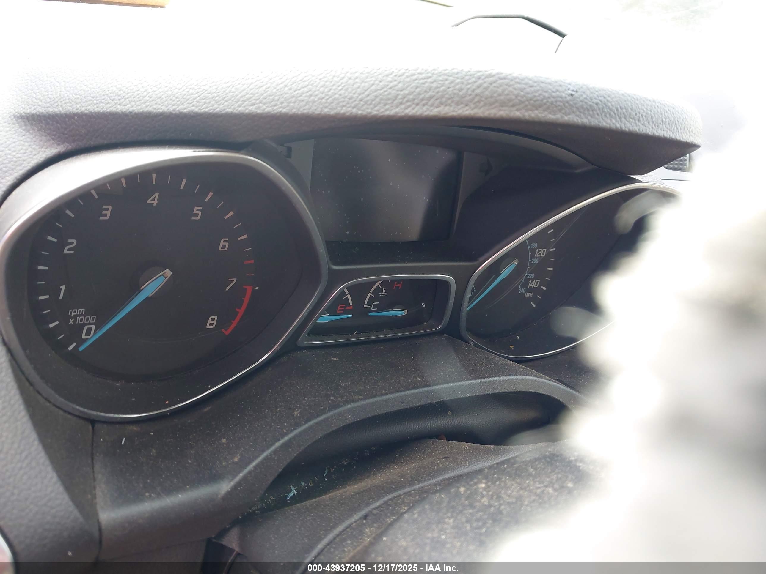 FORD ESCAPE image 7