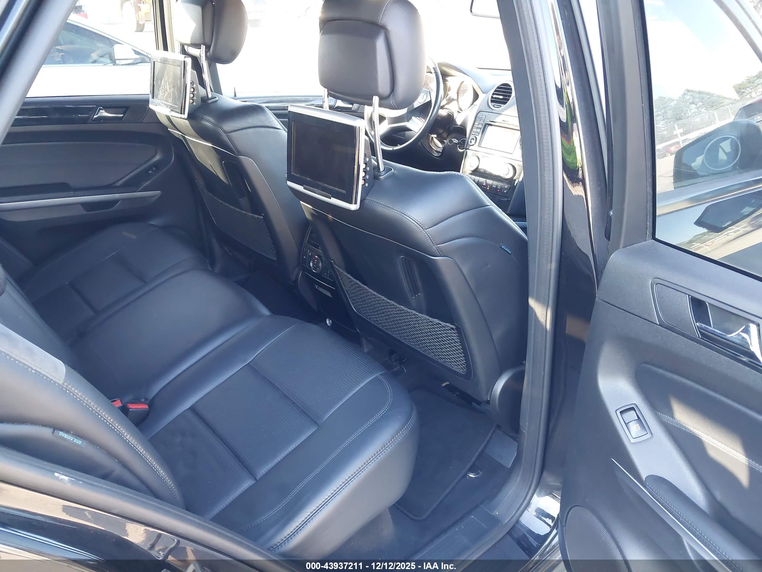 MERCEDES-BENZ ML63AMG image 8