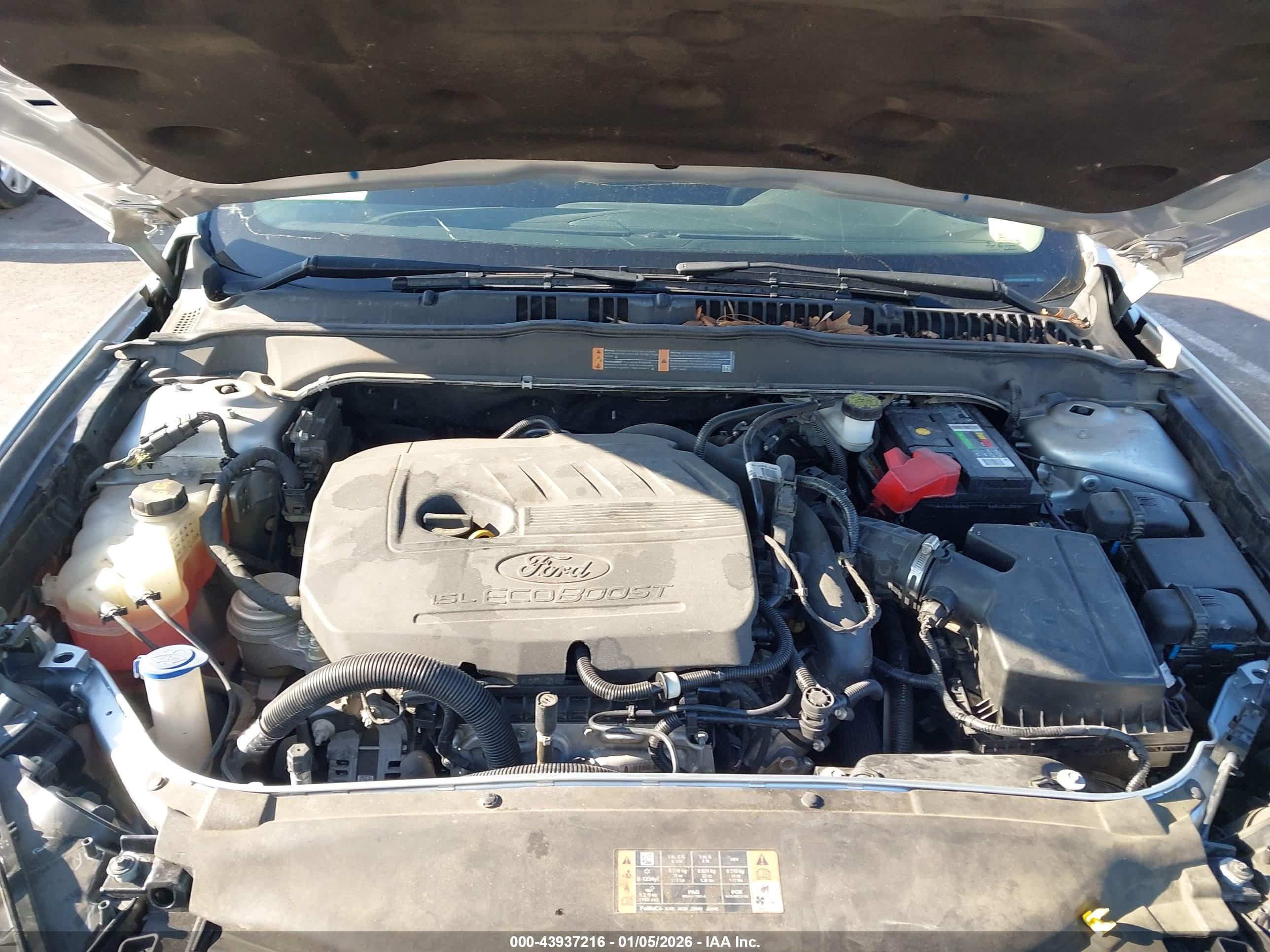 FORD FUSION image 10