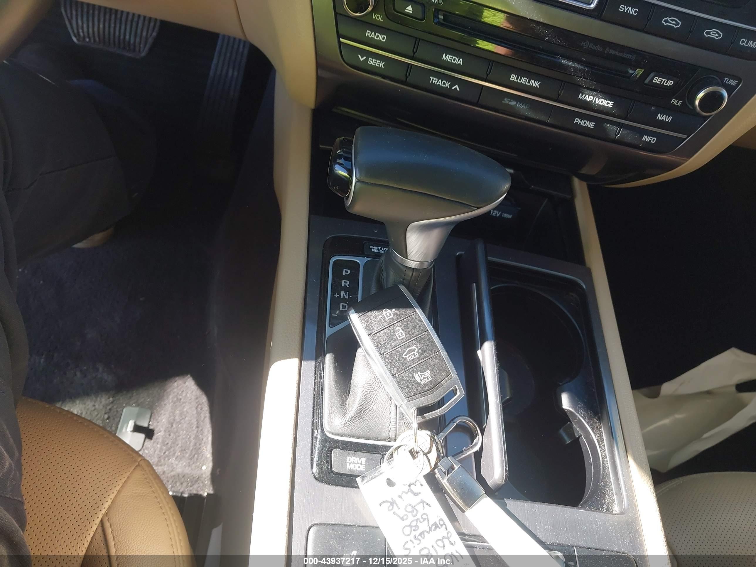 GENESIS G80 image 11