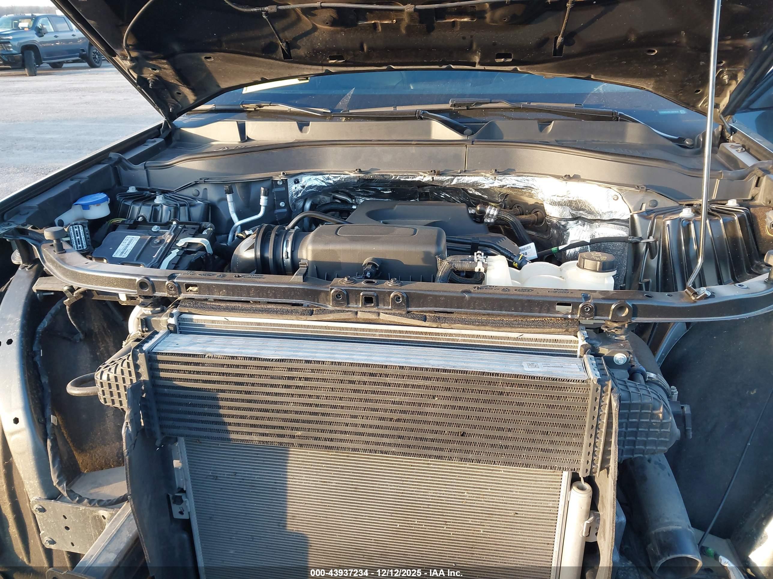 FORD EXPLORER image 10