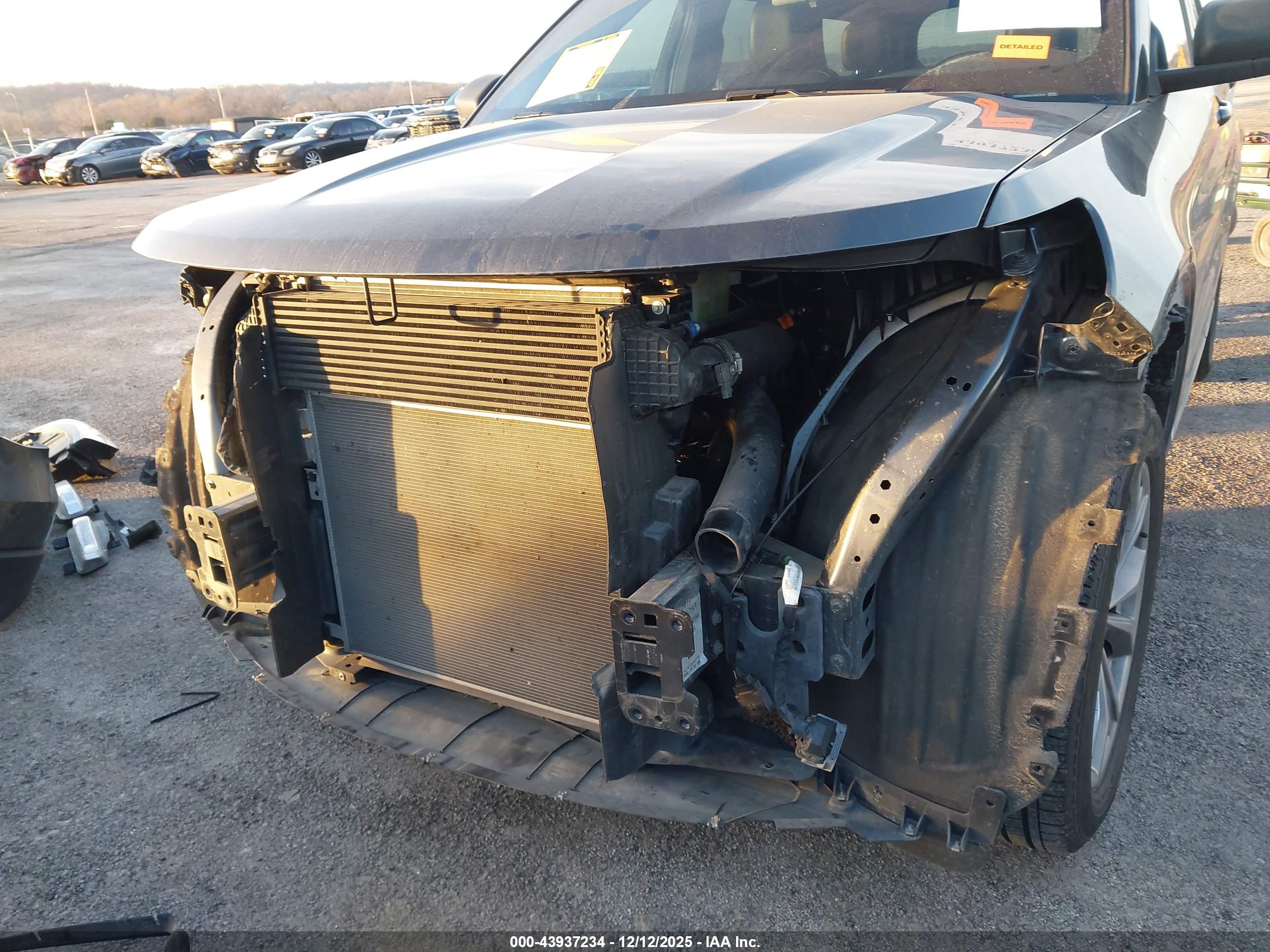 FORD EXPLORER image 6