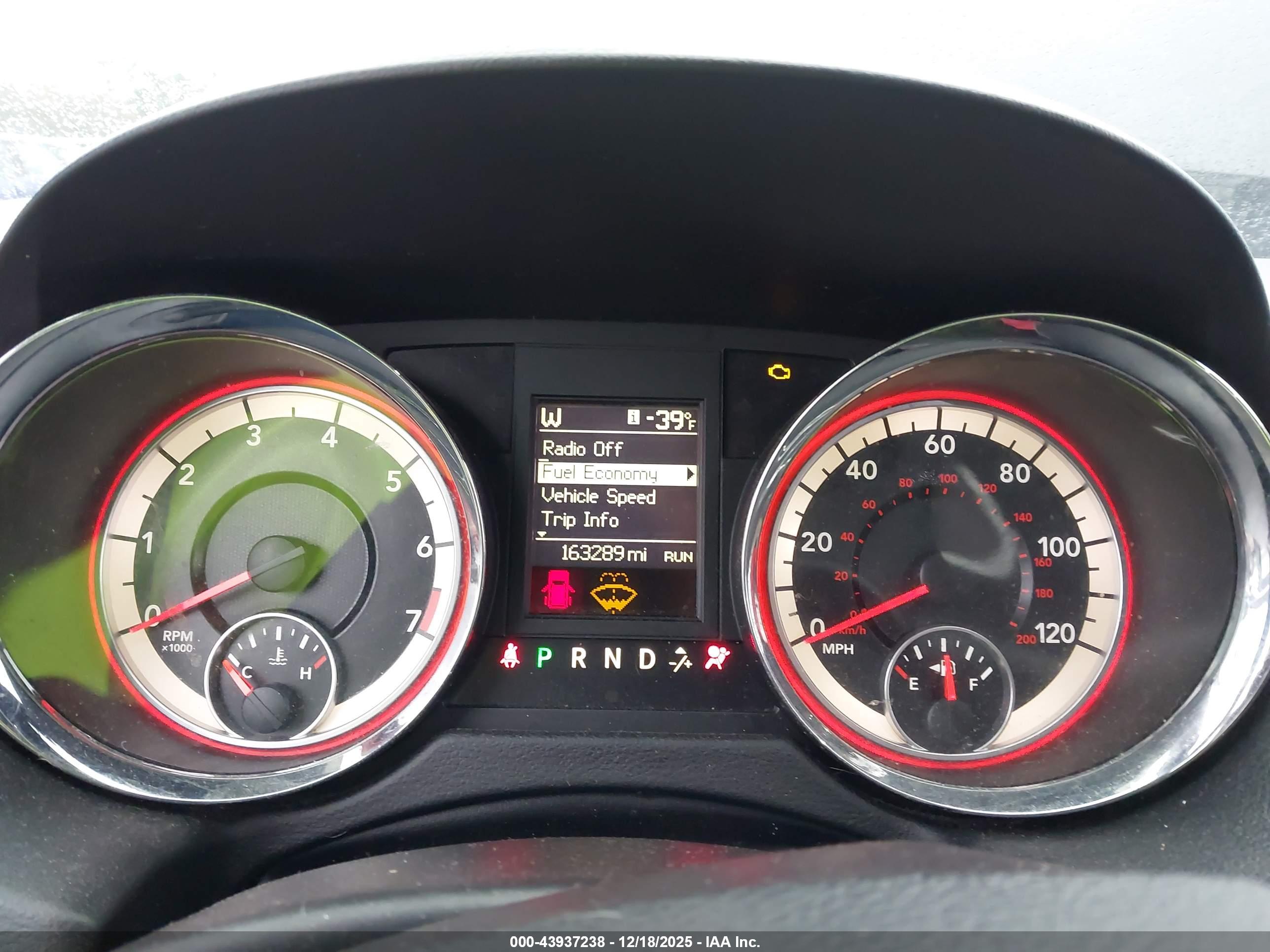 DODGE GRAND image 7