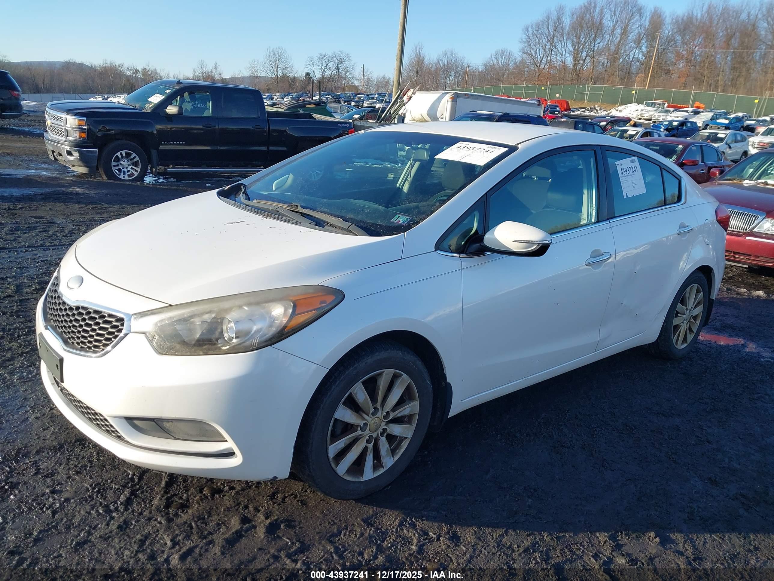 KIA FORTE image 2