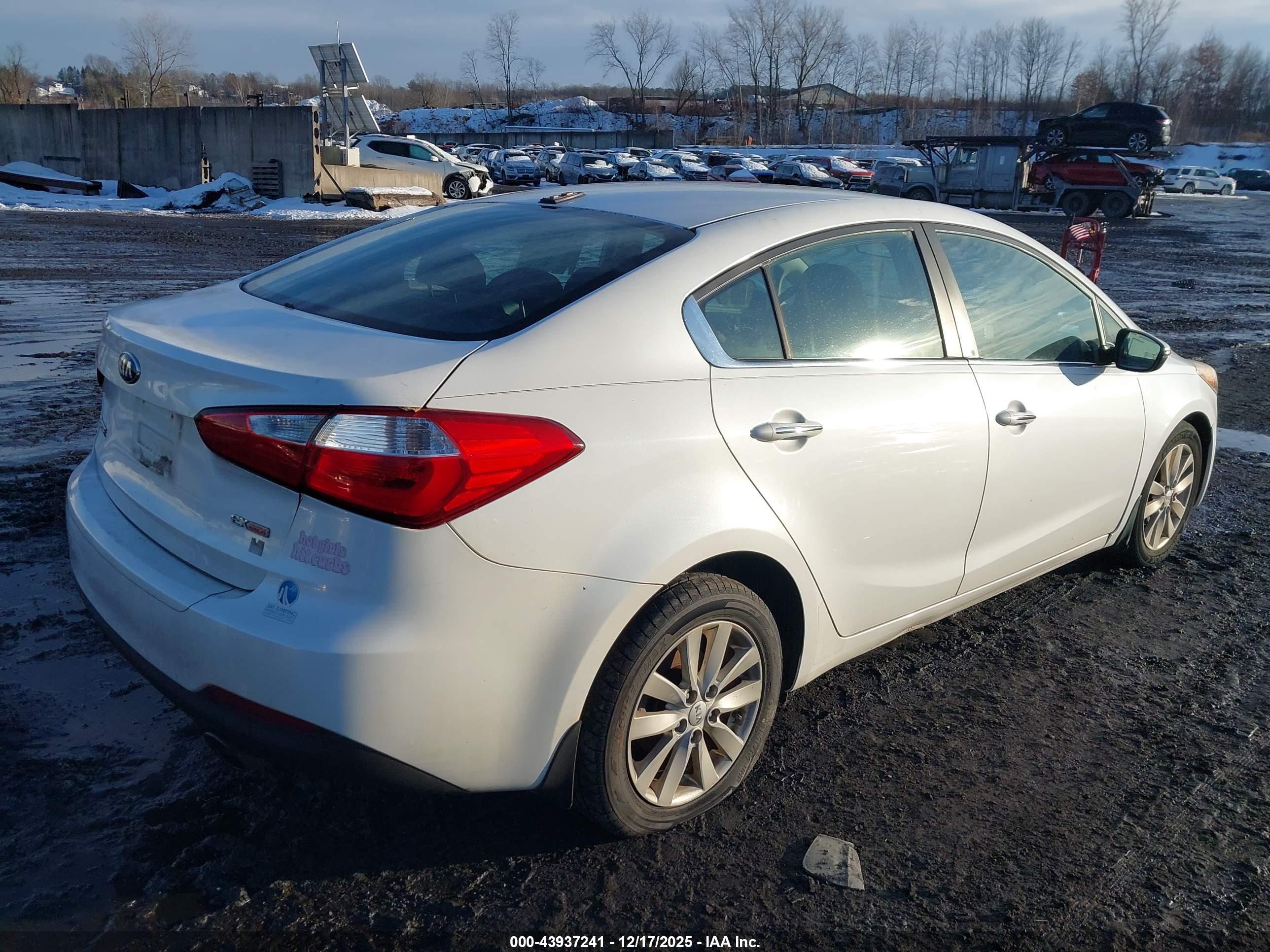 KIA FORTE image 4