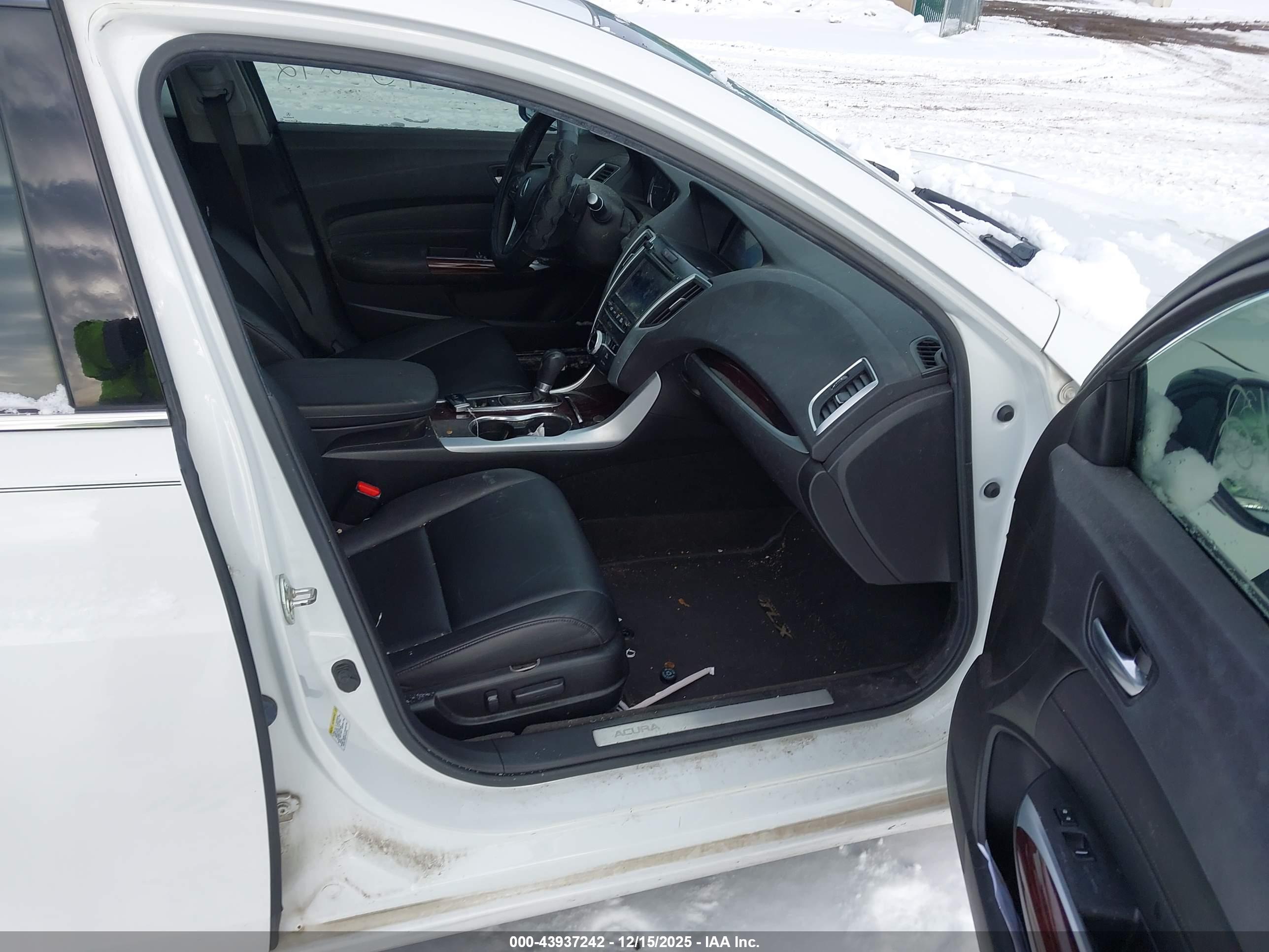 ACURA TLX image 5