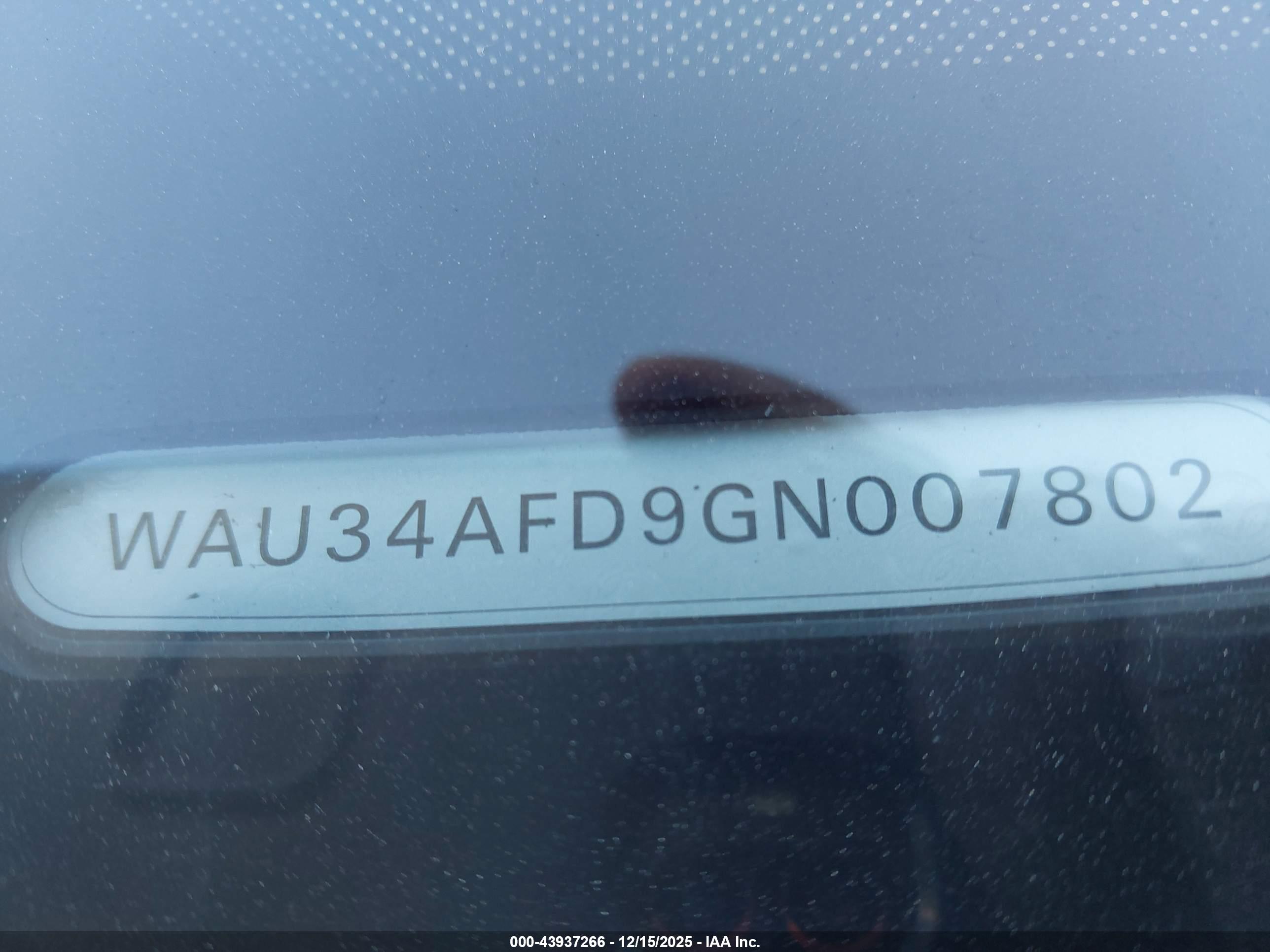 AUDI A8 image 9