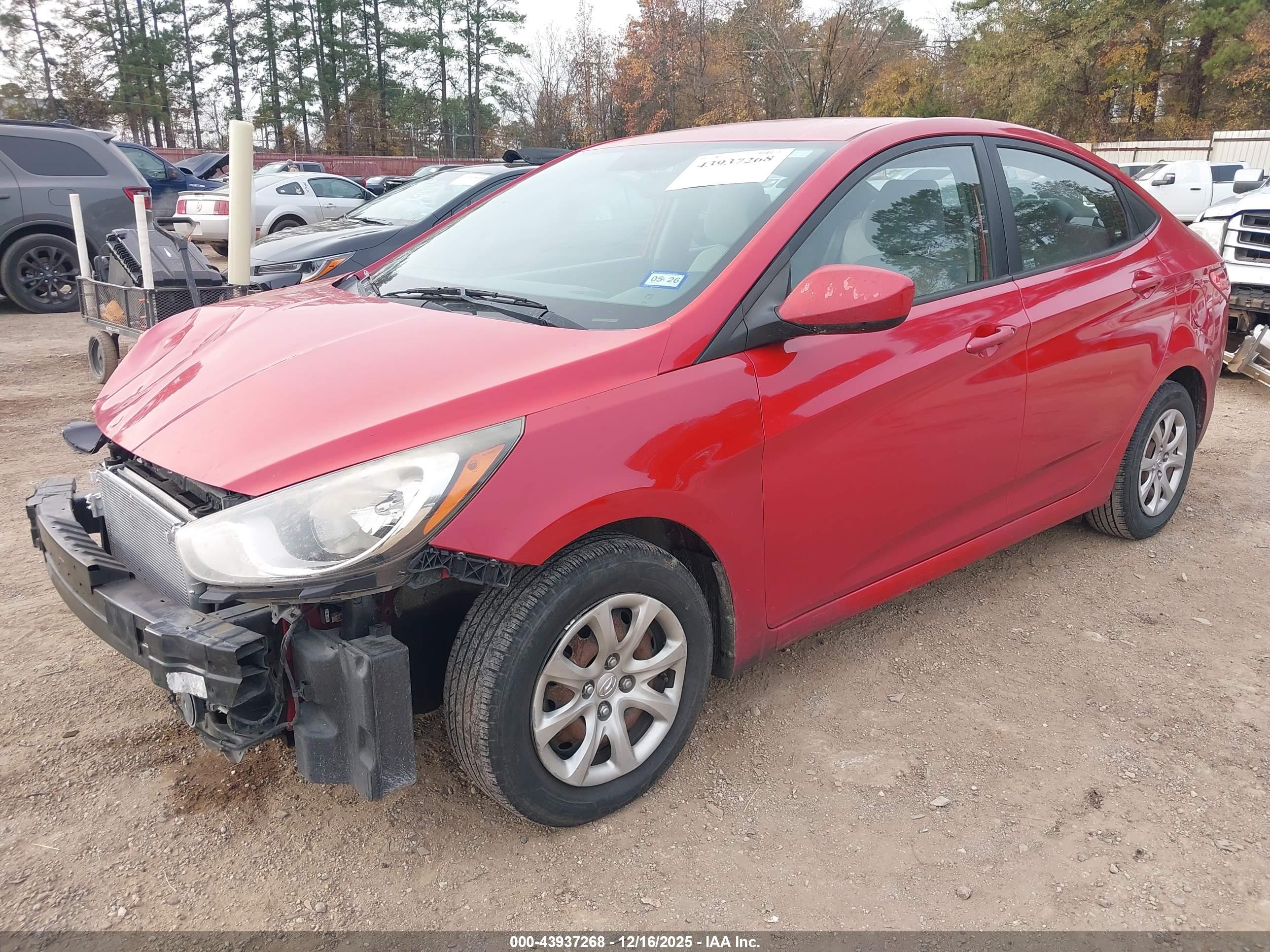 HYUNDAI ACCENT image 2