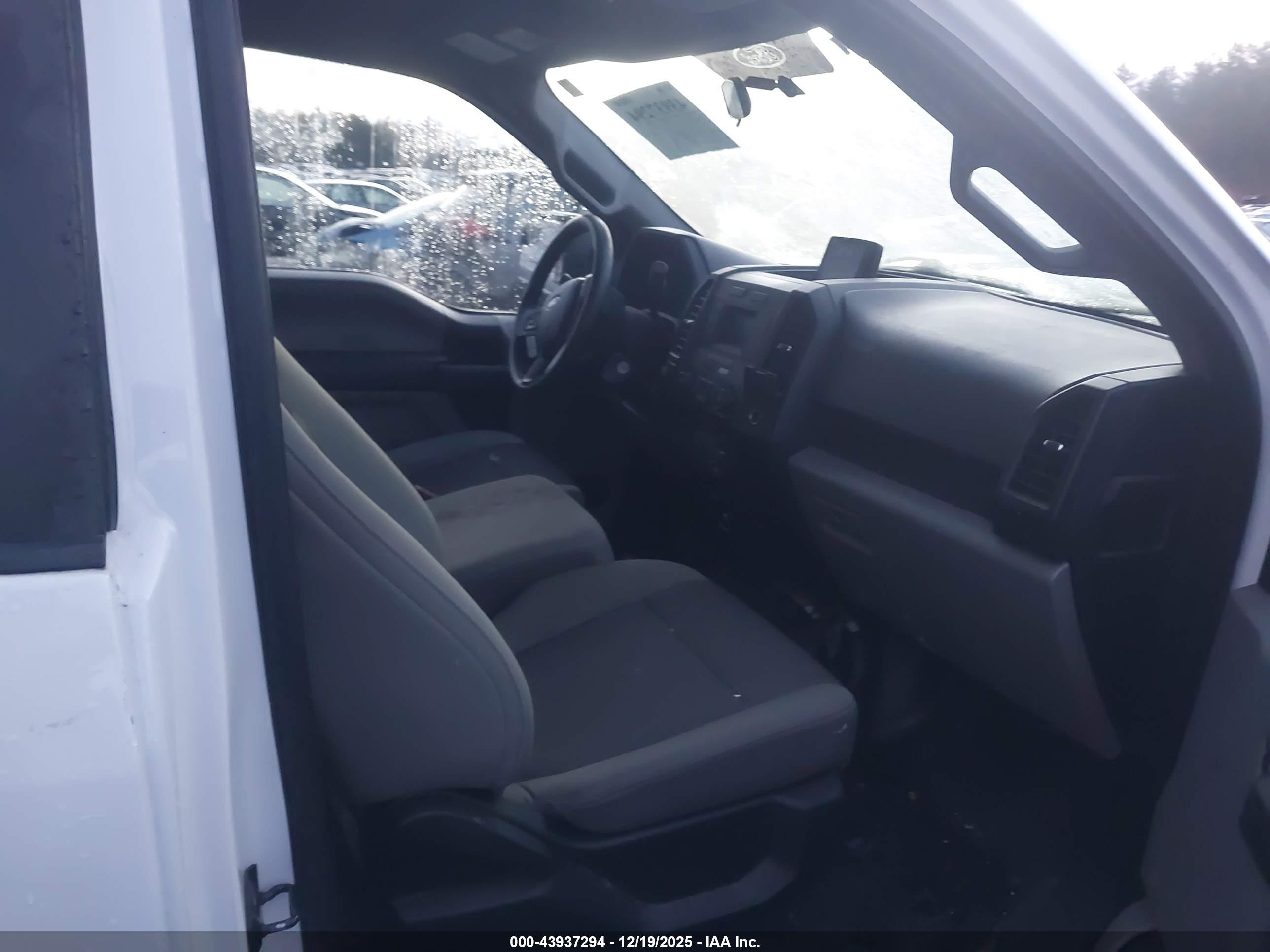 FORD F-150 image 5