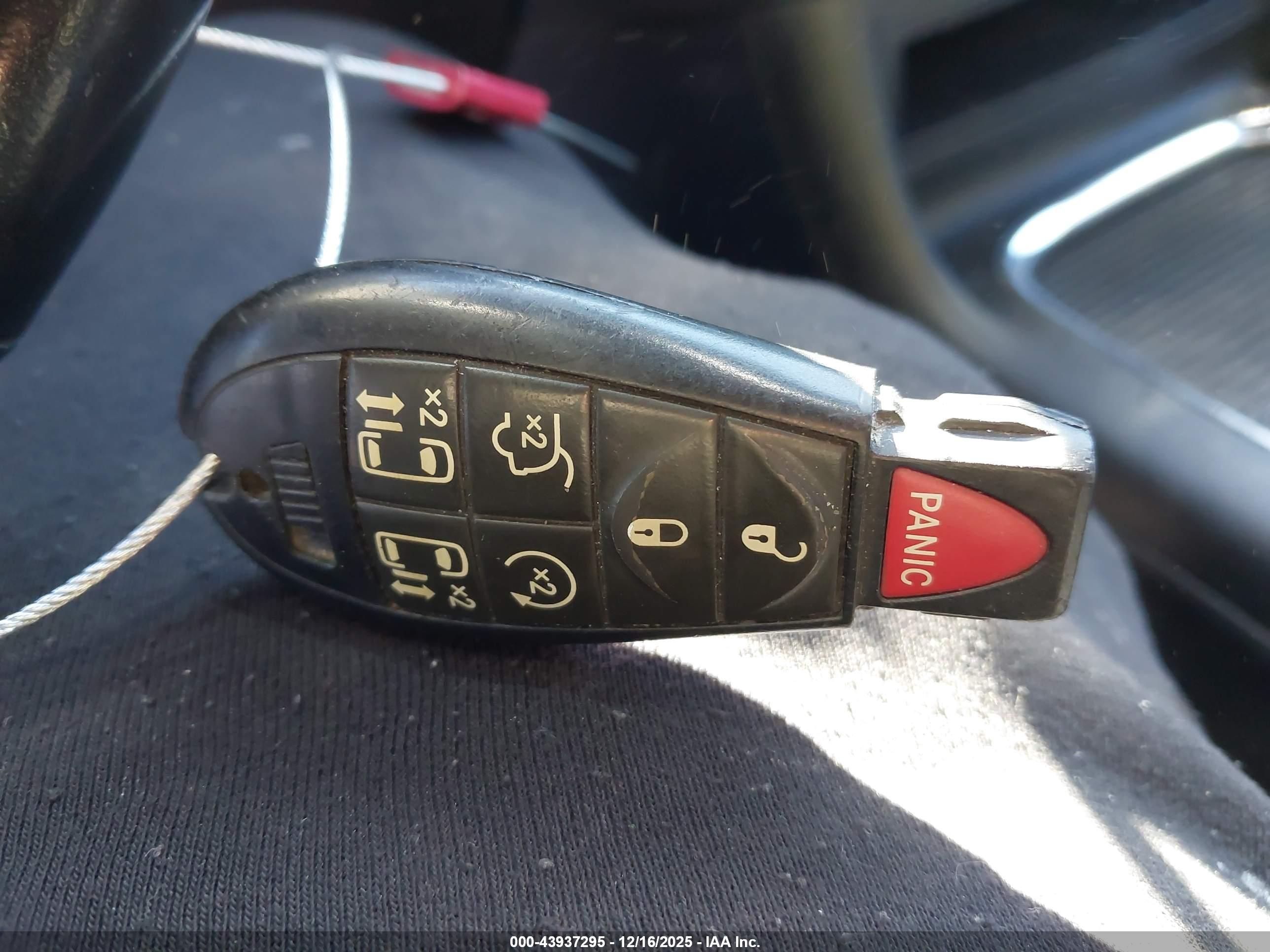 DODGE GRAND image 11