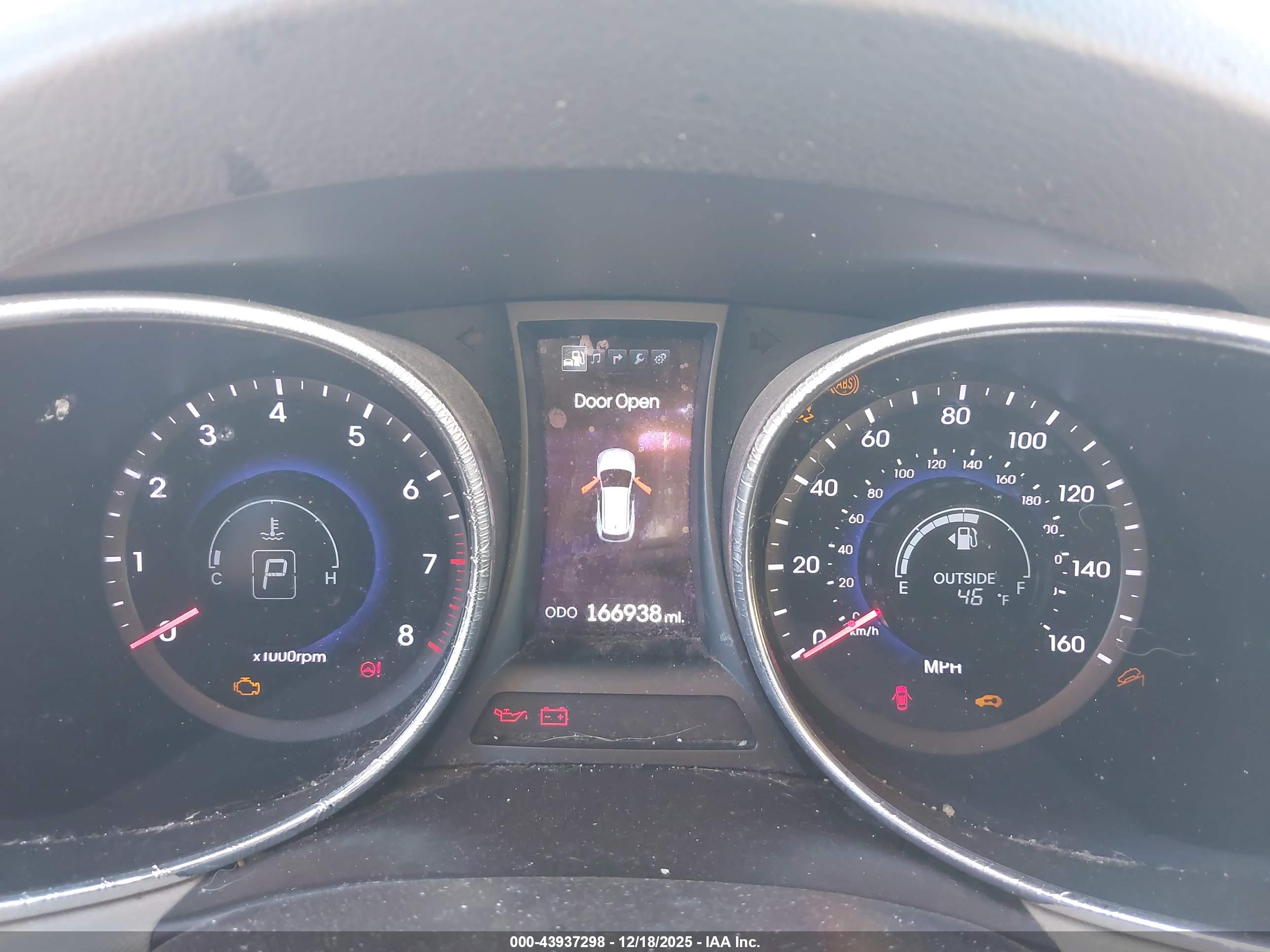 HYUNDAI SANTA image 7