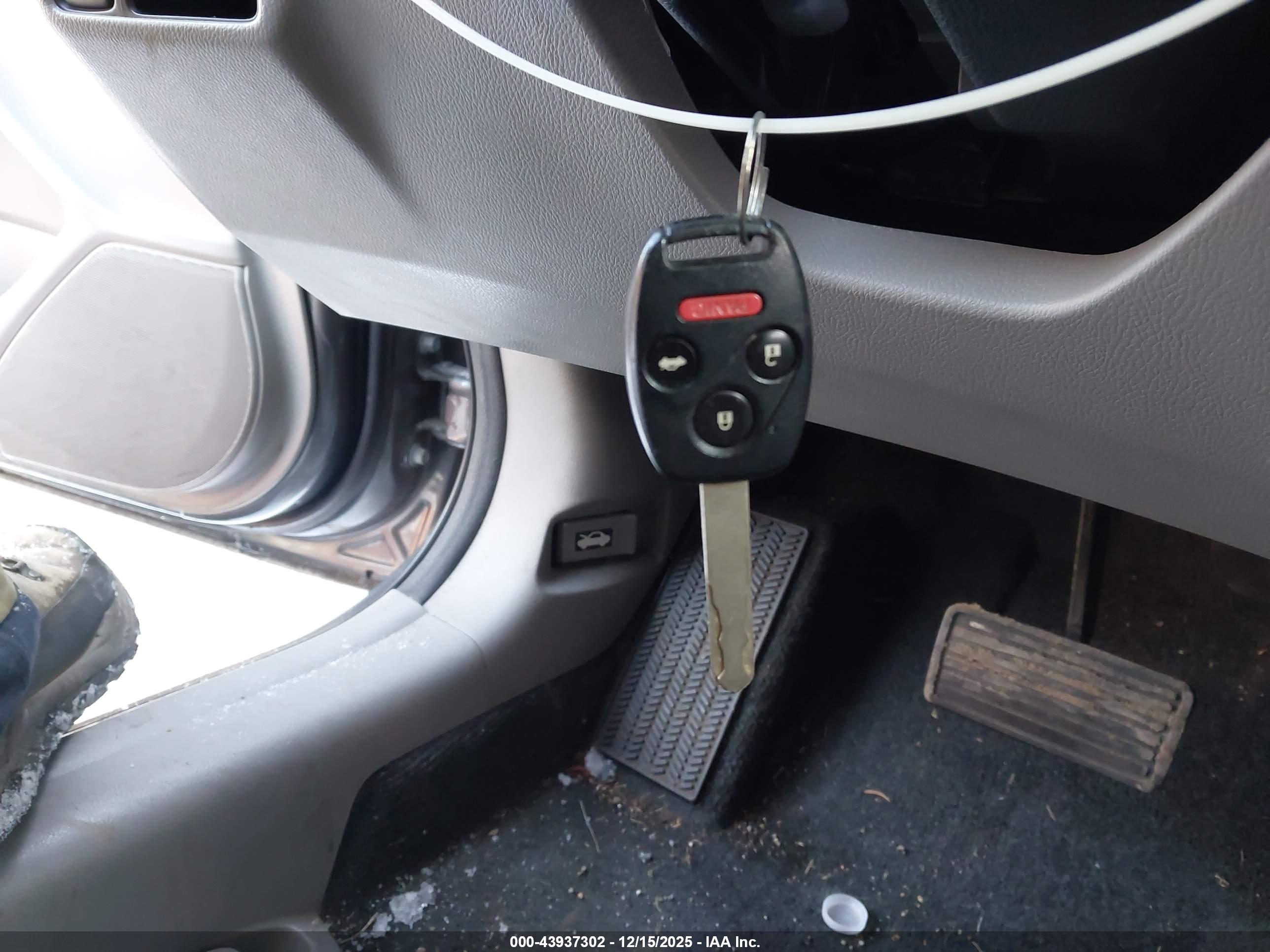 HONDA ACCORD image 11