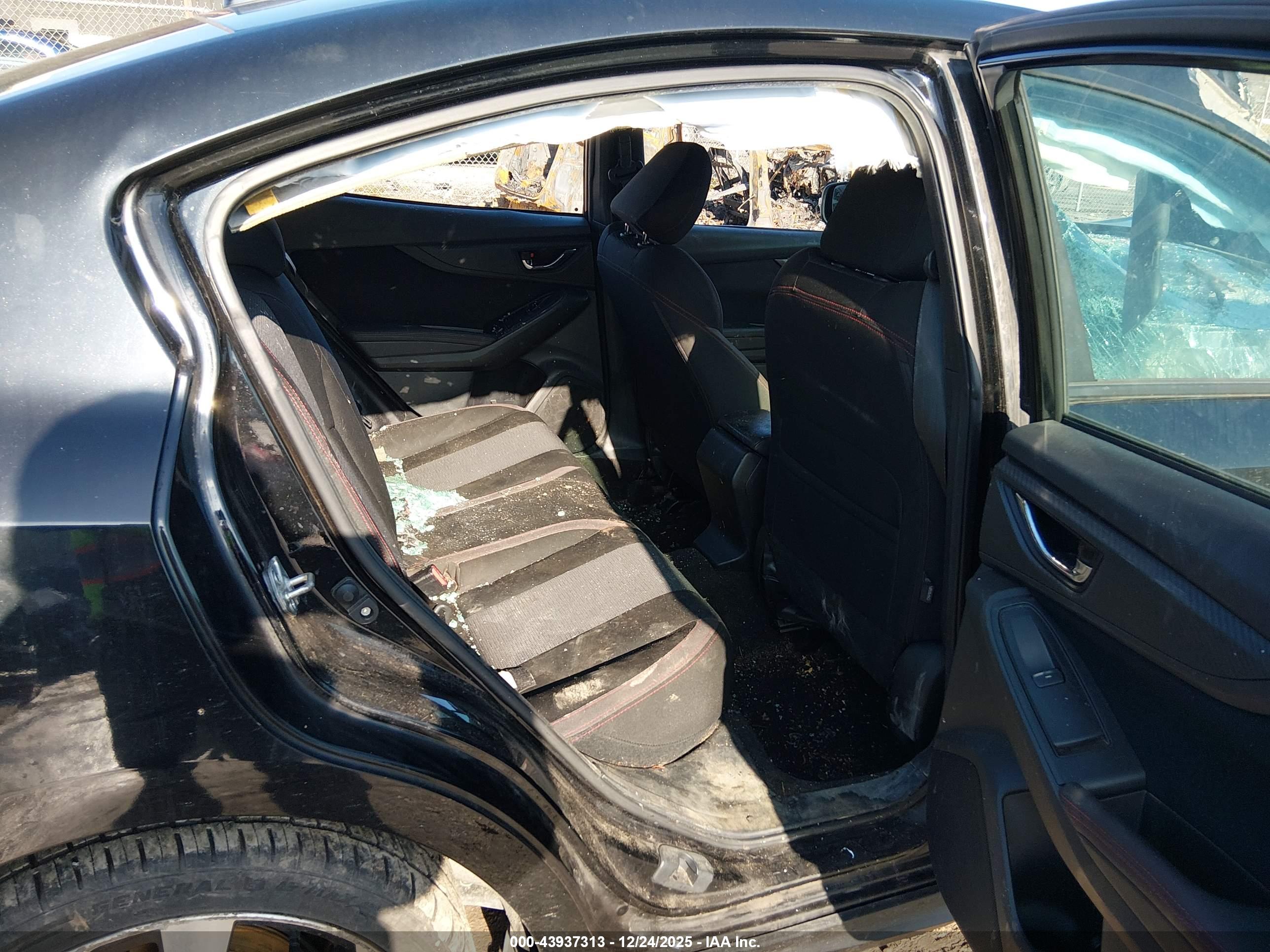 SUBARU IMPREZA image 8
