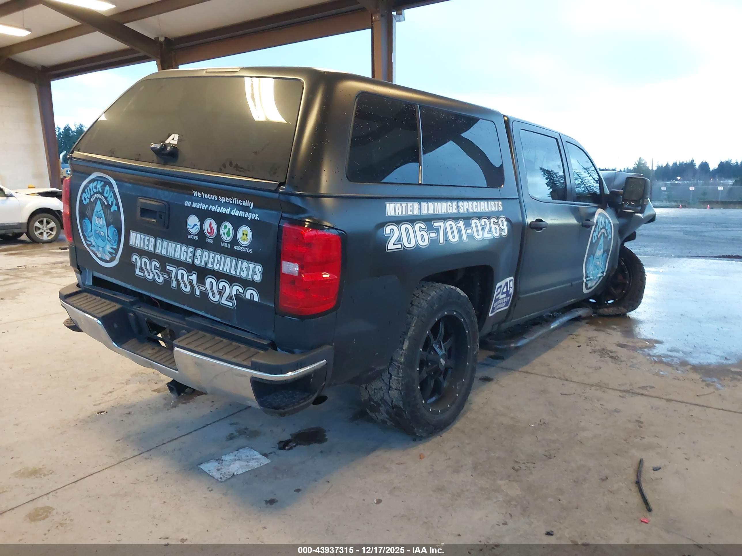 CHEVROLET SILVERADO image 4