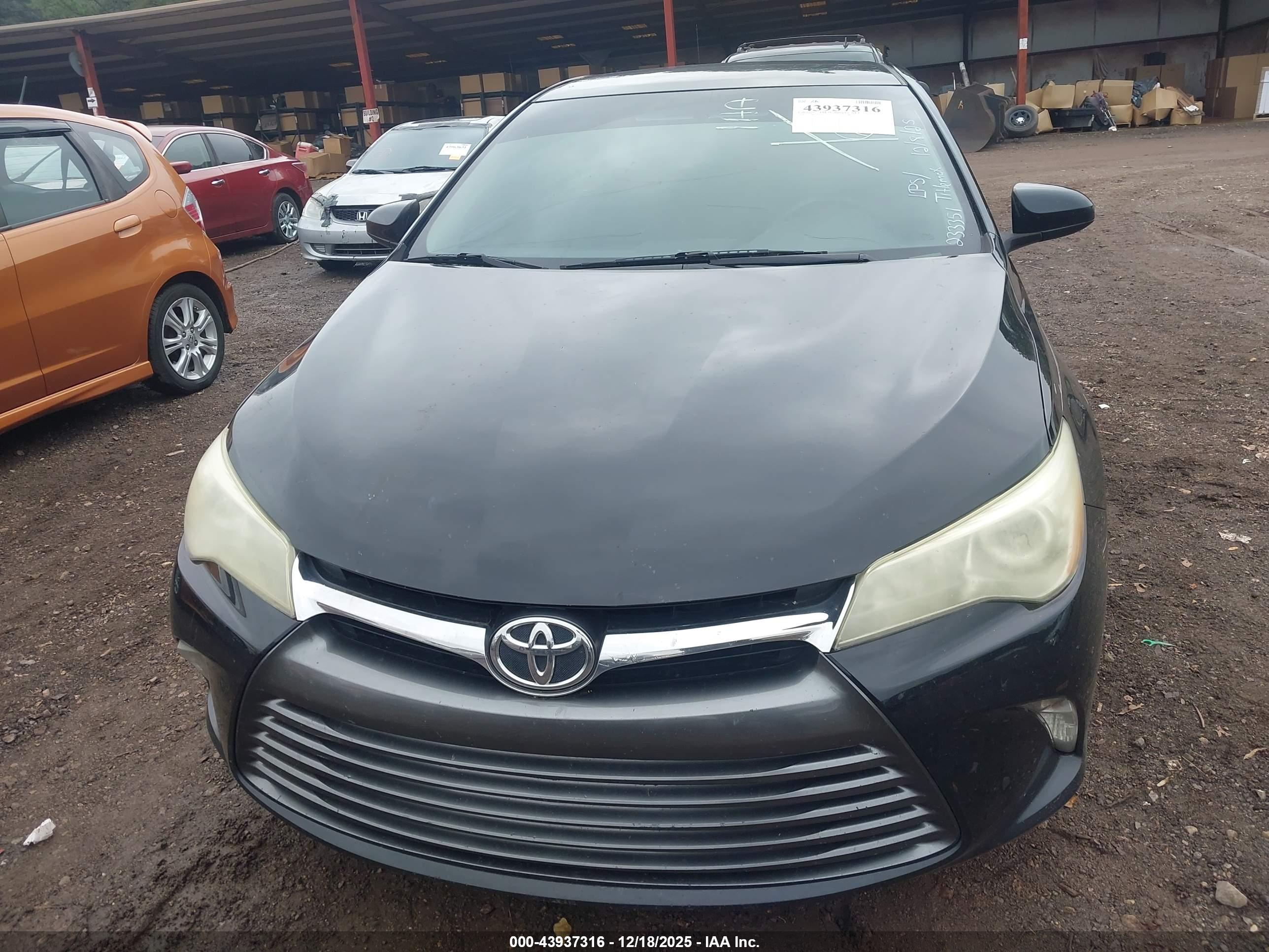 TOYOTA CAMRY image 6
