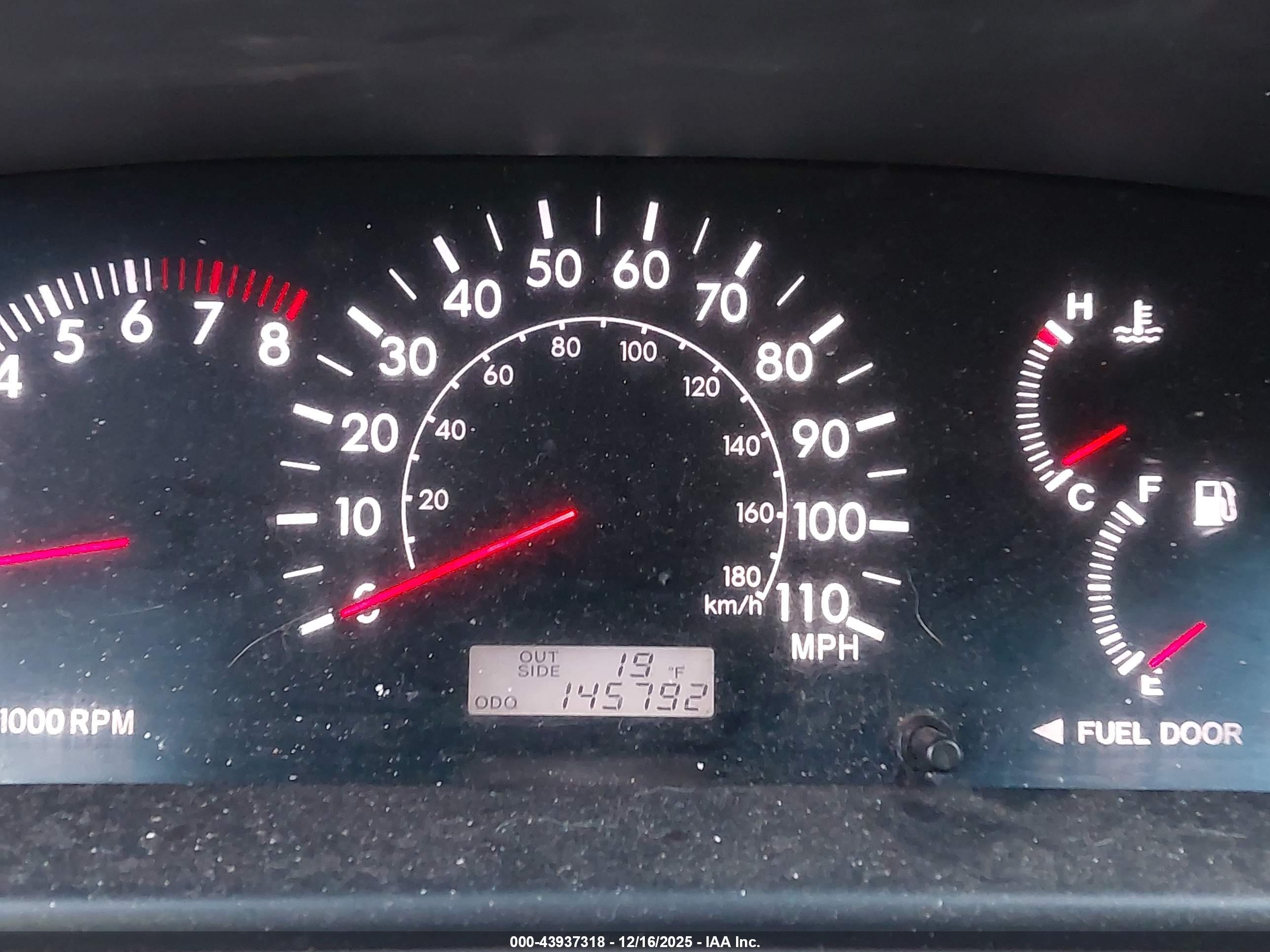 TOYOTA COROLLA image 7