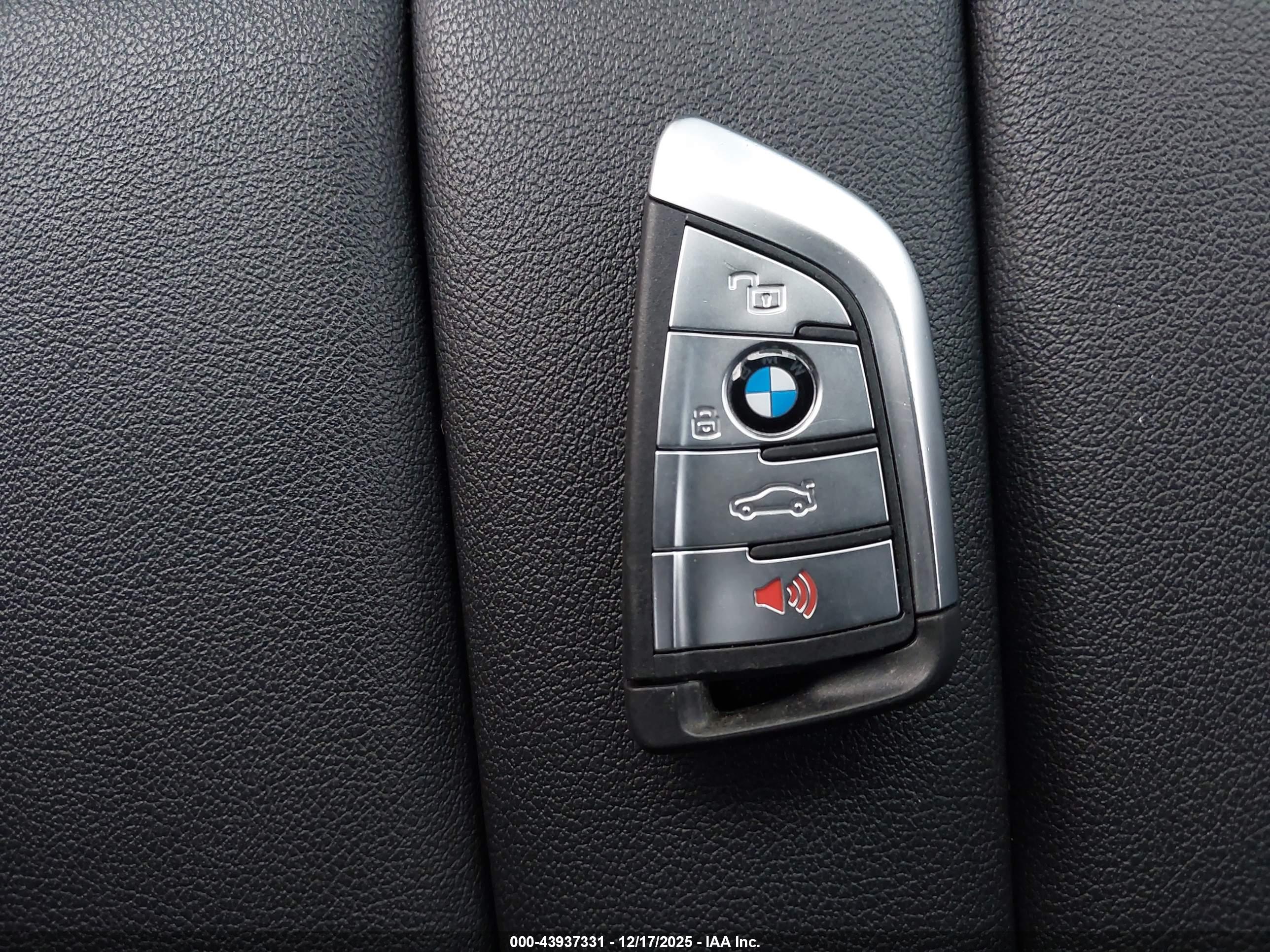 BMW X5 image 11