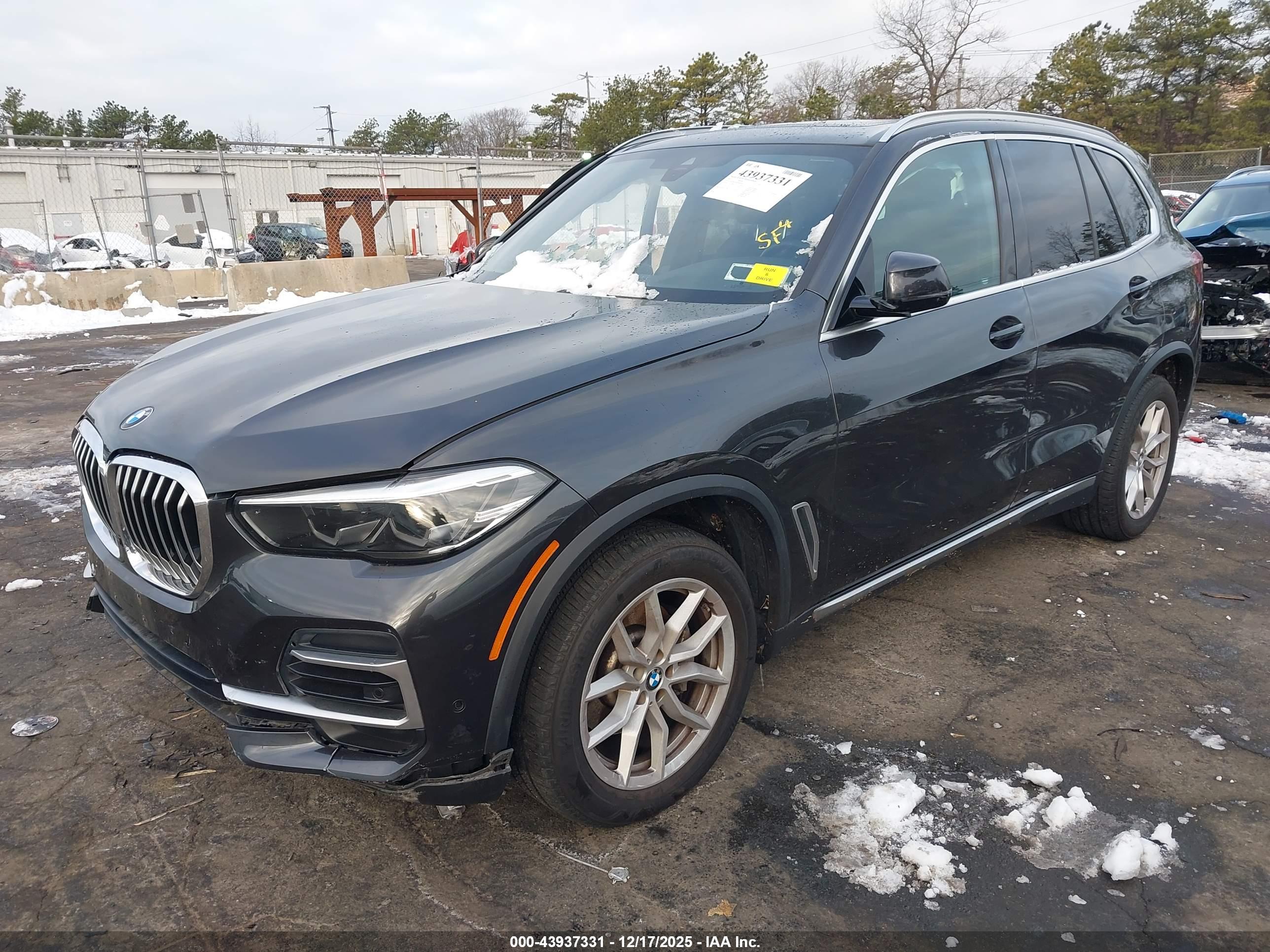 BMW X5 image 2