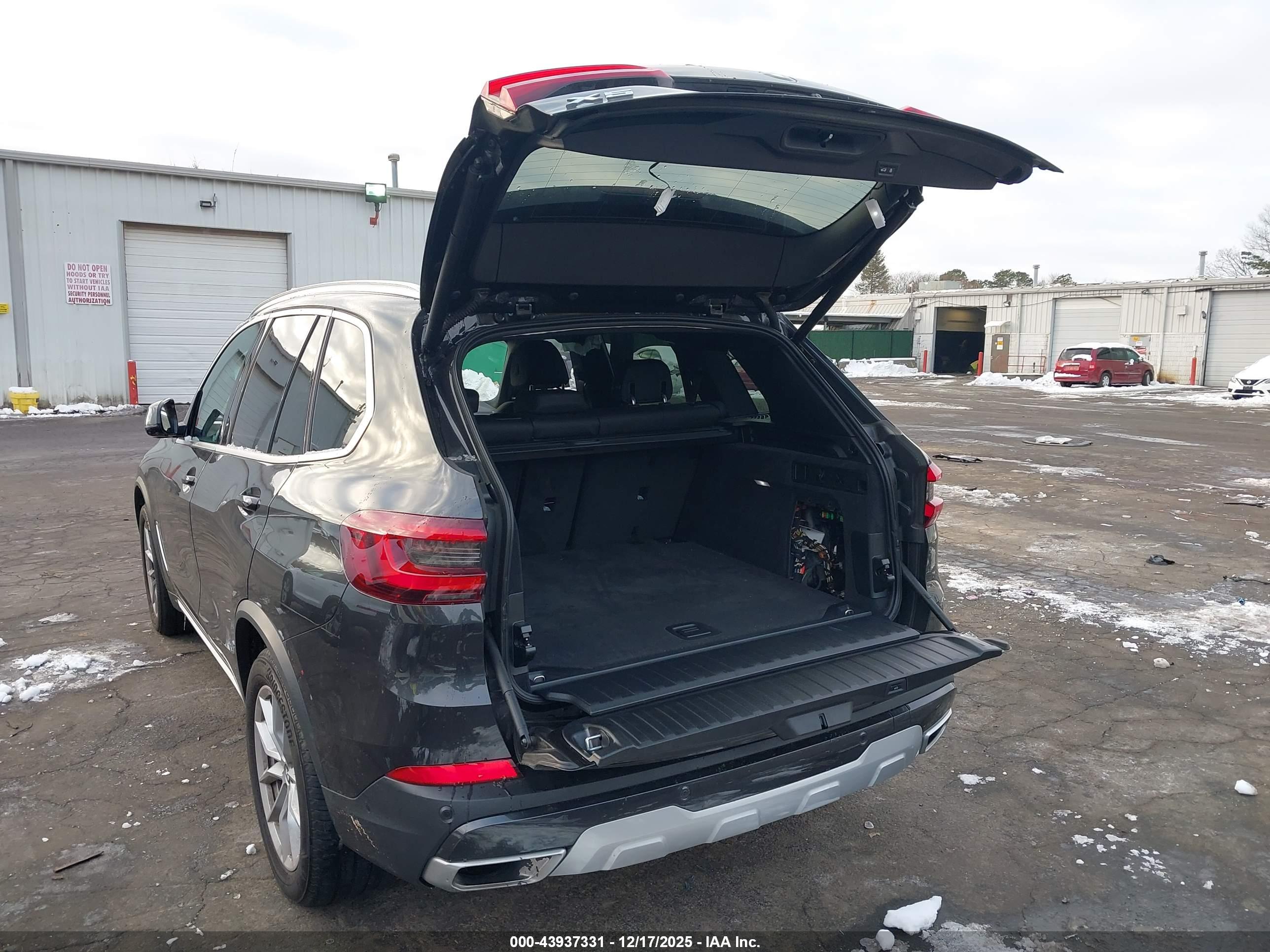 BMW X5 image 3