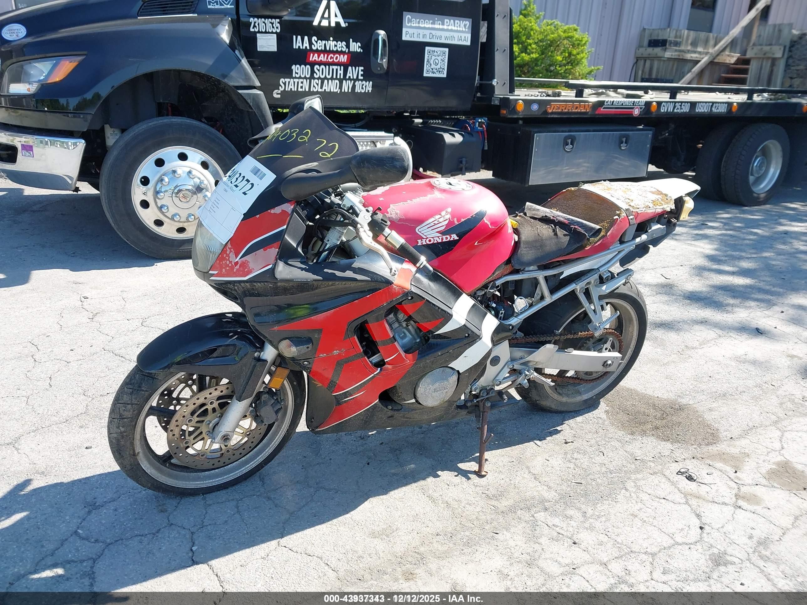 HONDA CBR600 image 2