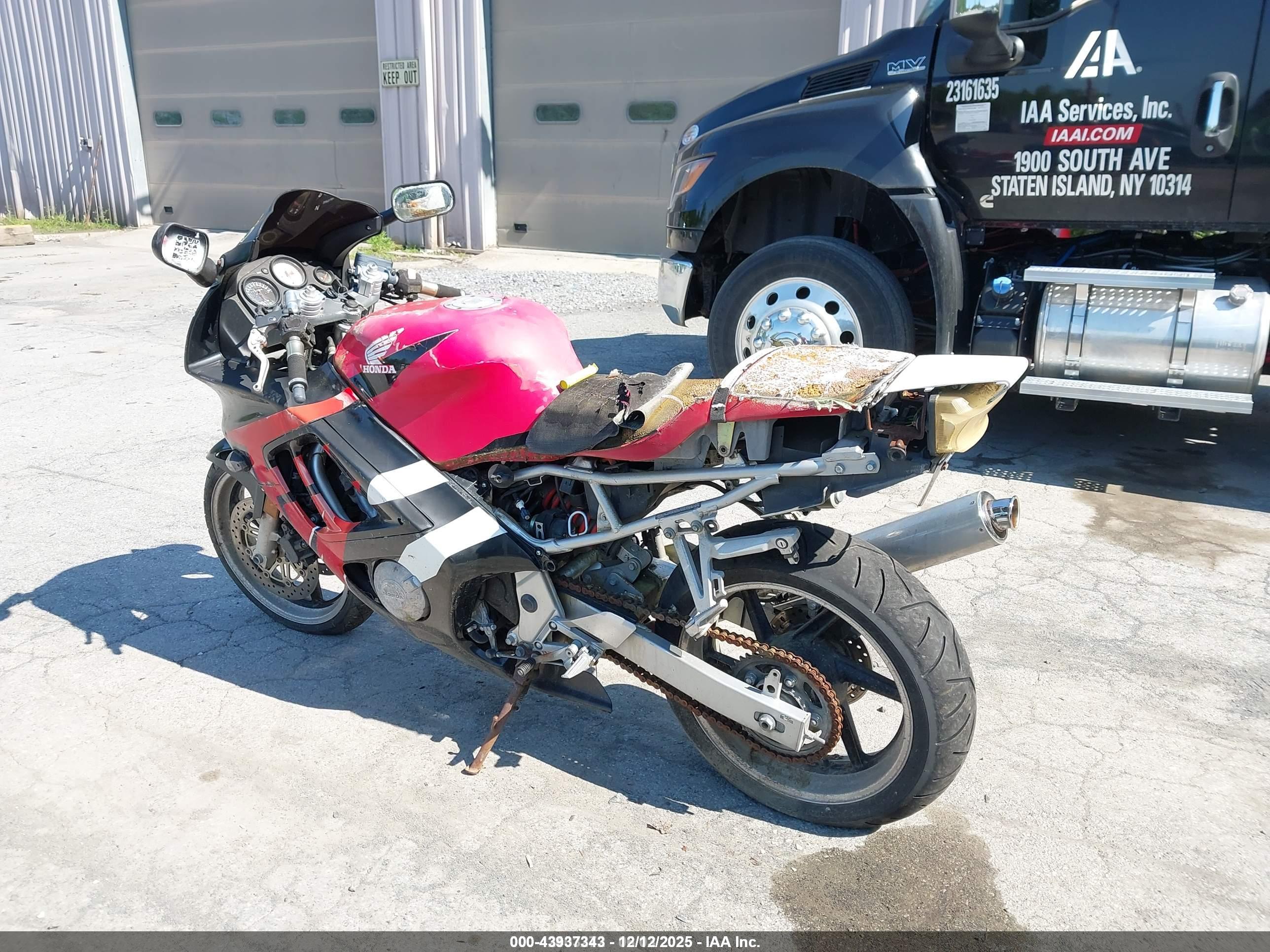 HONDA CBR600 image 3
