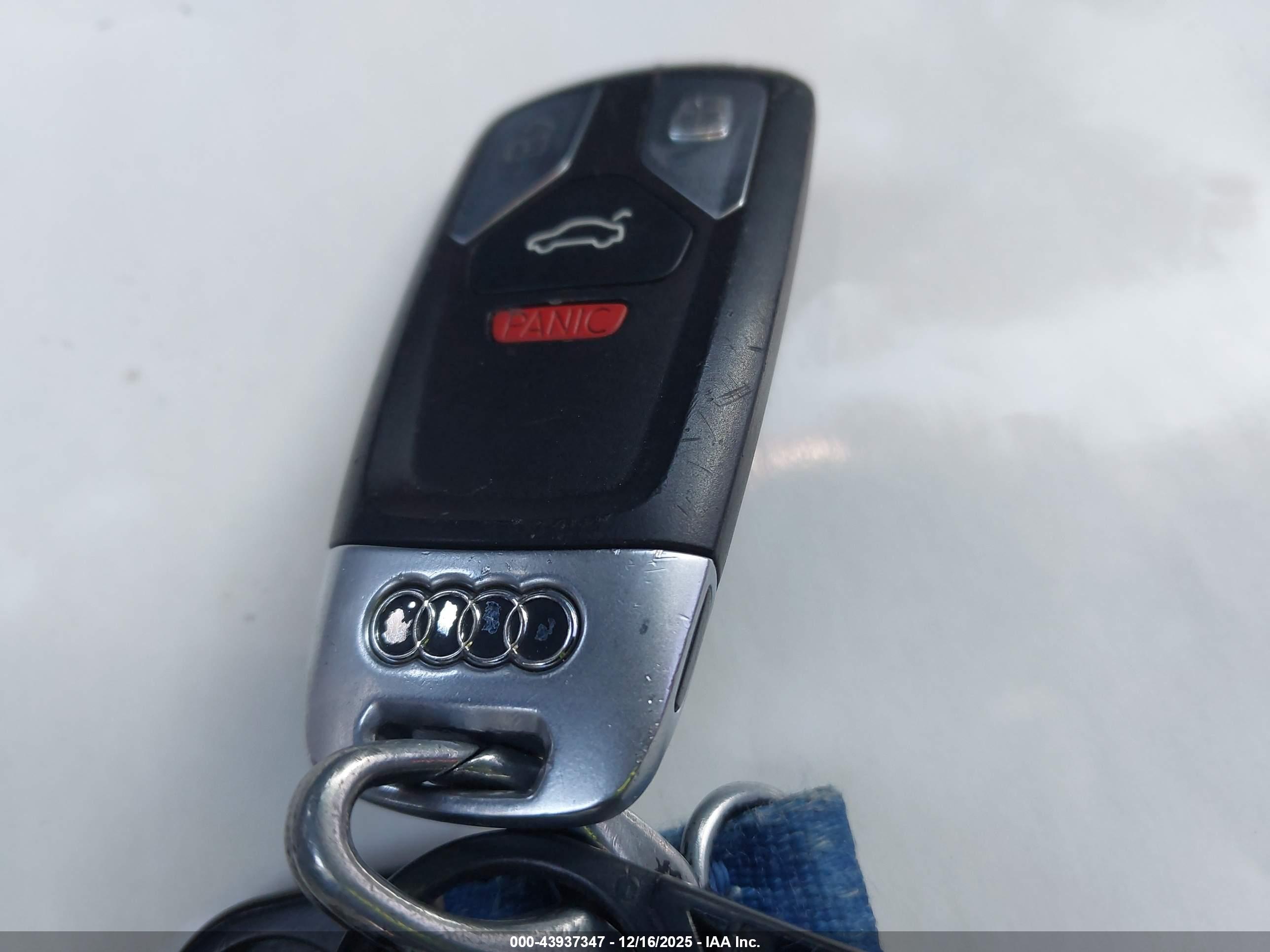 AUDI SQ5 image 11