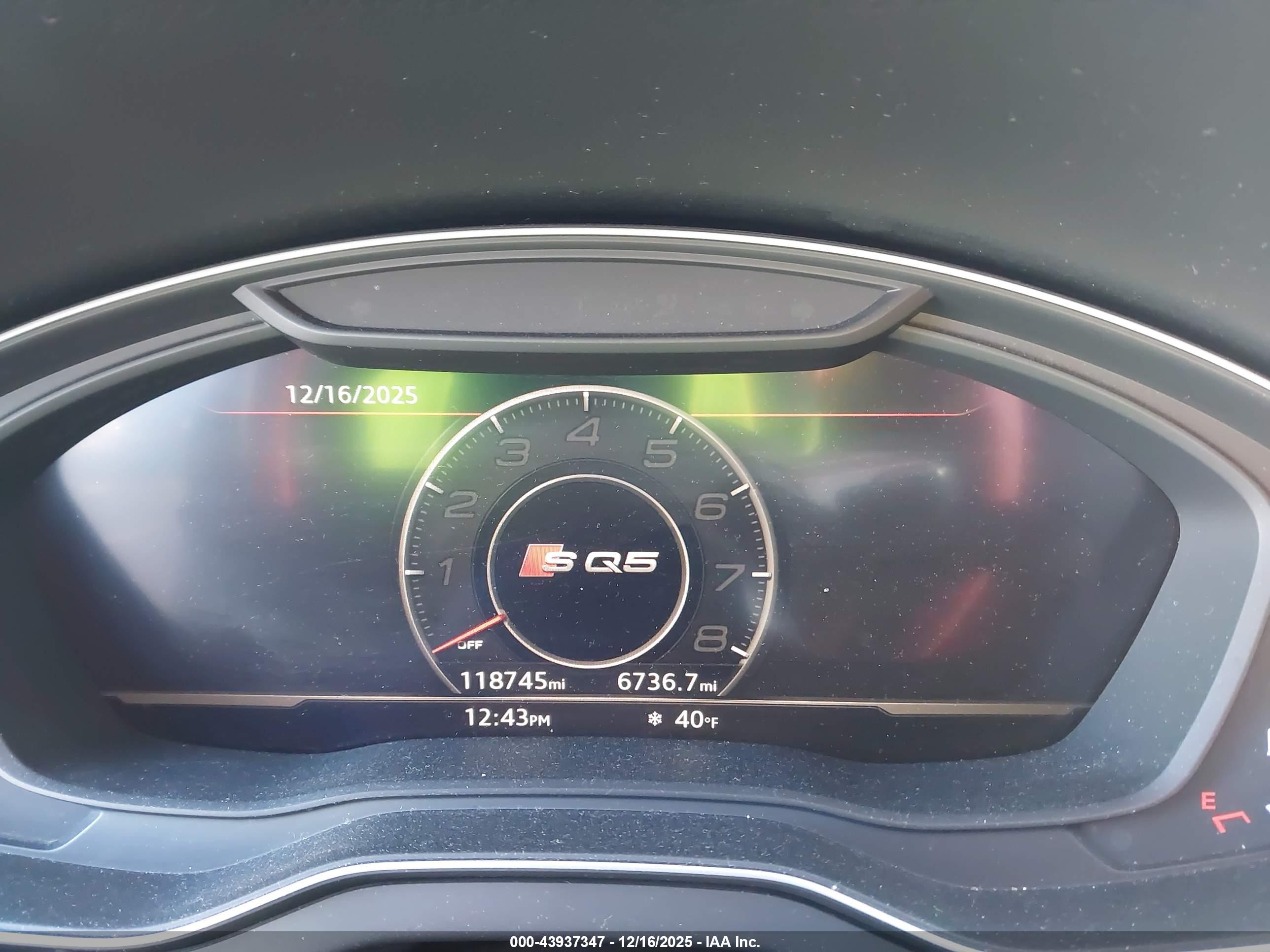 AUDI SQ5 image 7