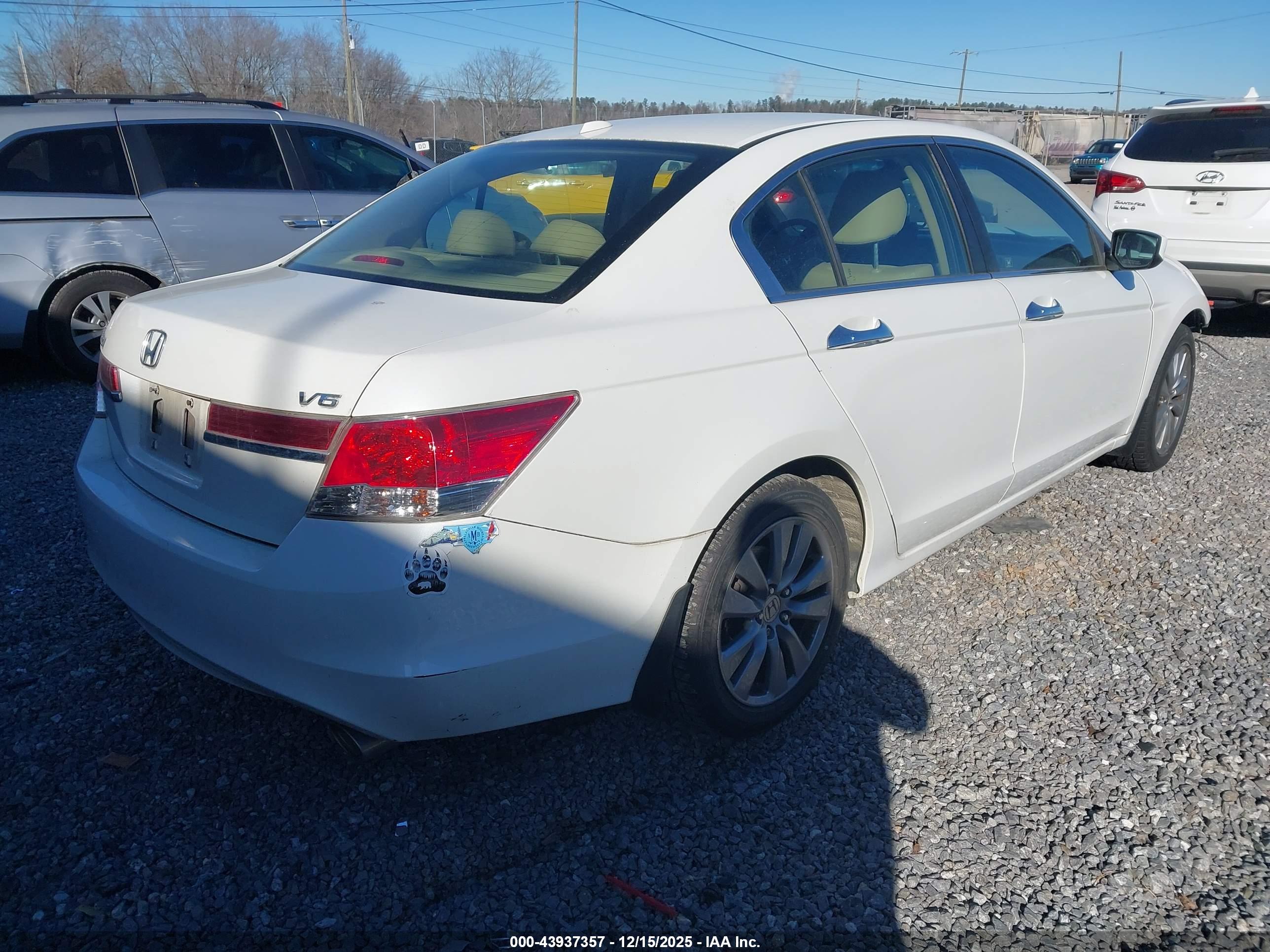HONDA ACCORD image 4