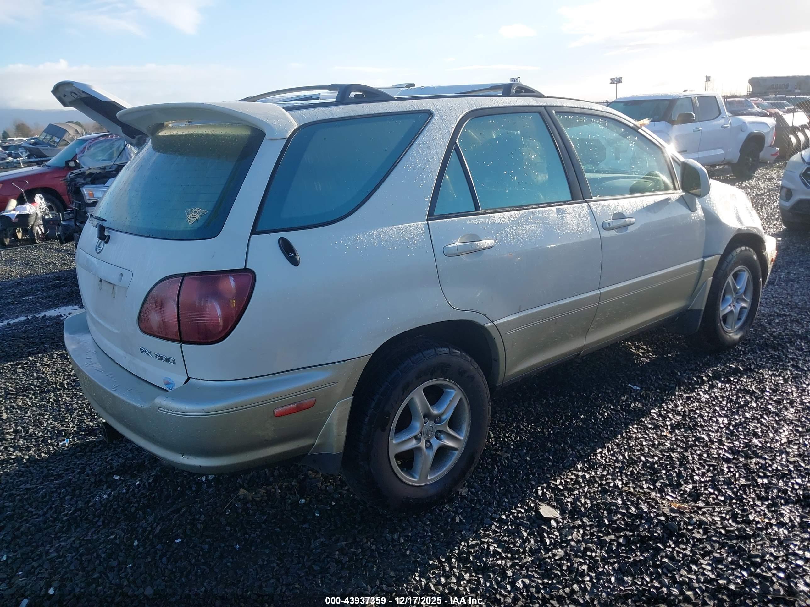 LEXUS RX image 4