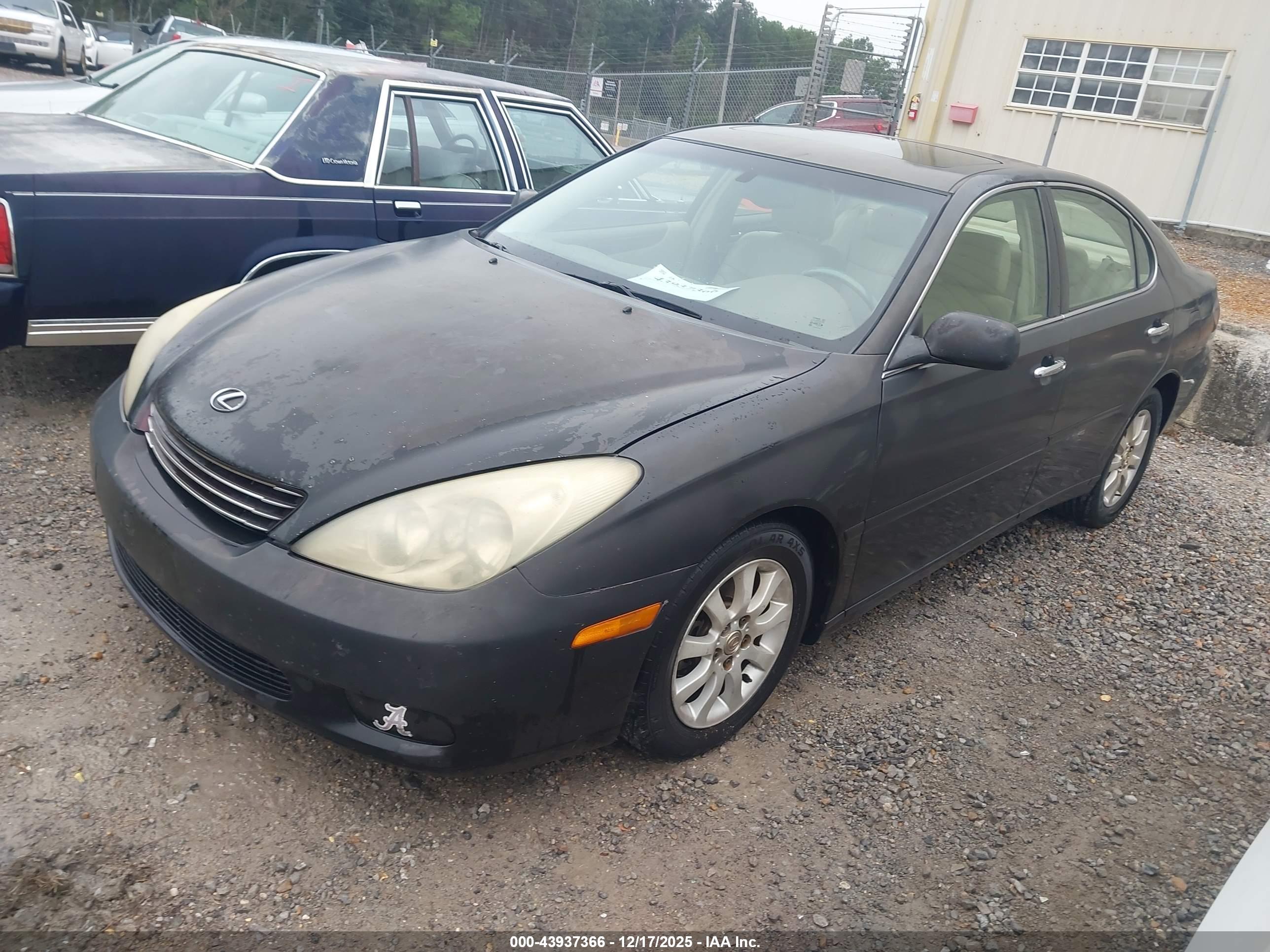 LEXUS ES image 2